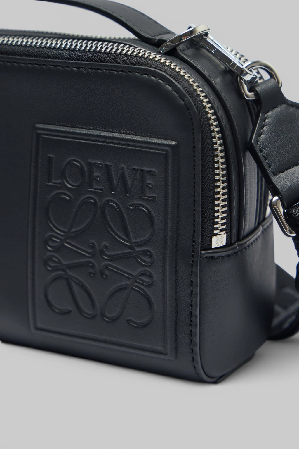 Loewe - Loewe Patch Camera Bag Mini - LABELS