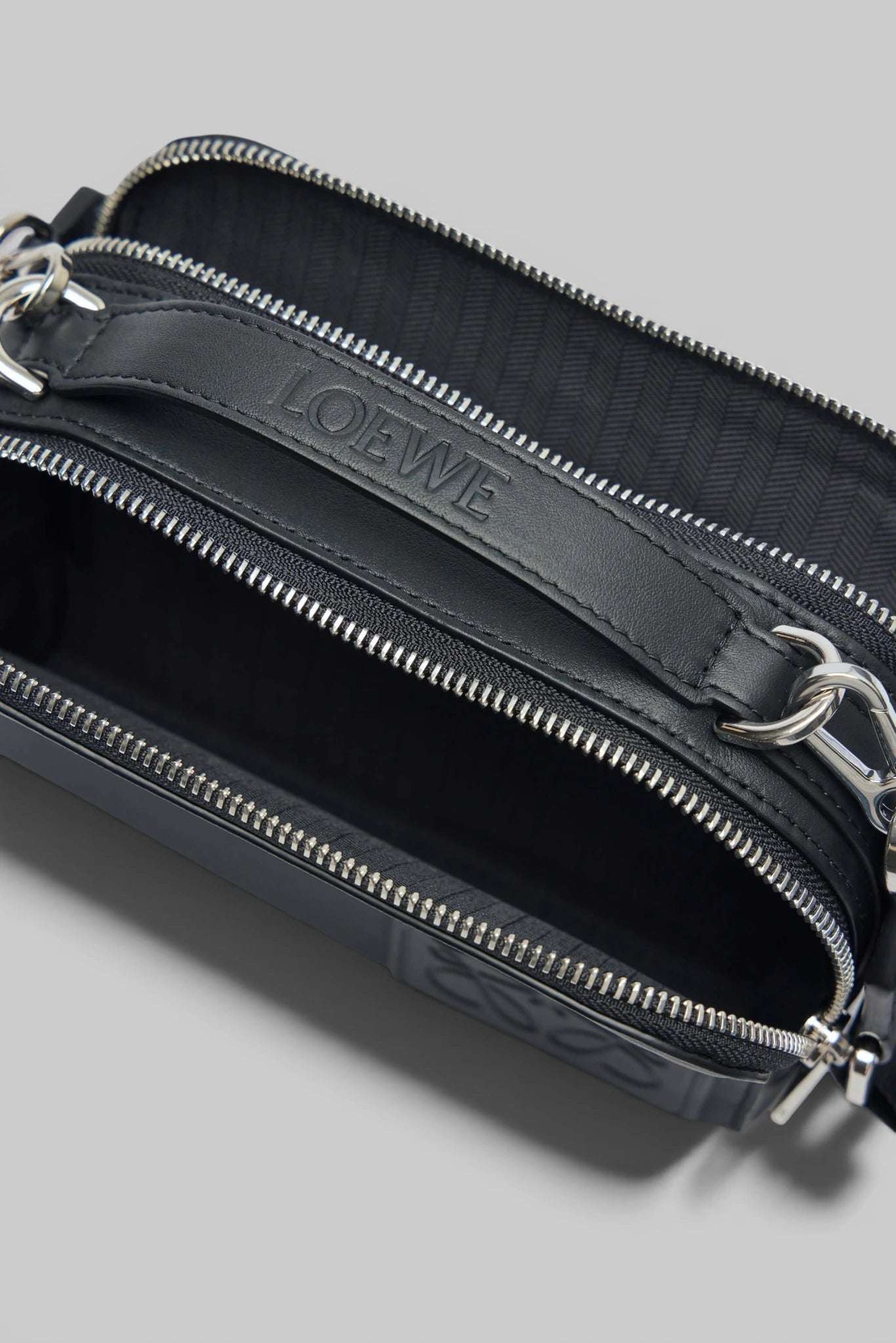 Loewe - Loewe Patch Camera Bag Mini - LABELS