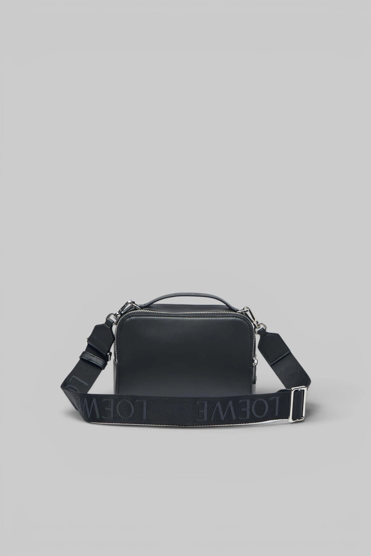 Interior pouches and pockets of the Loewe Patch Camera Bag Mini