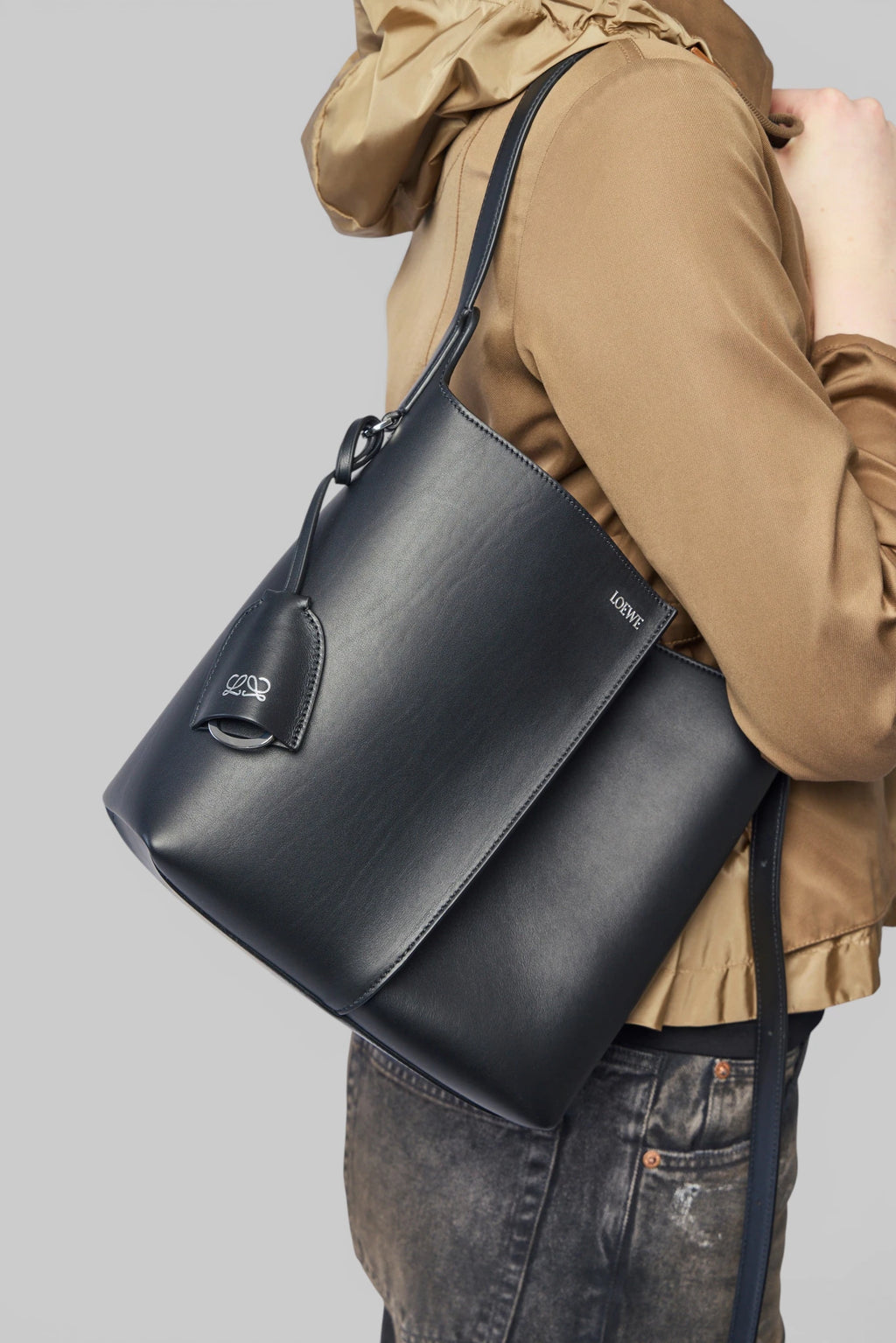 Loewe - Medium Bilbao Bucket - LABELS