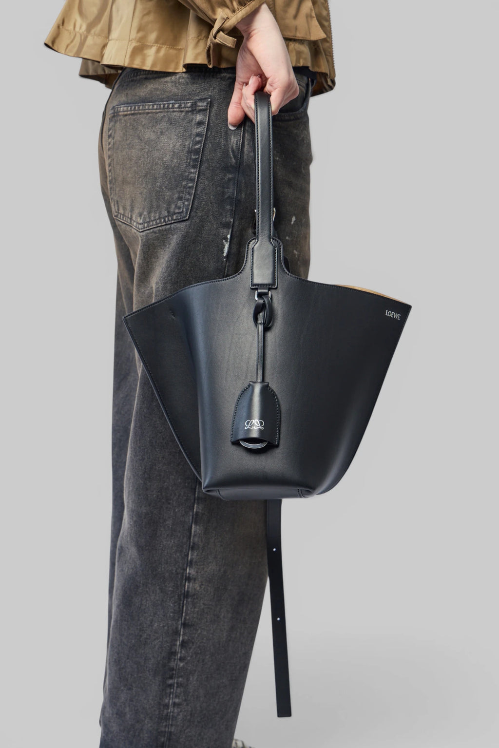 Loewe - Medium Bilbao Bucket - LABELS