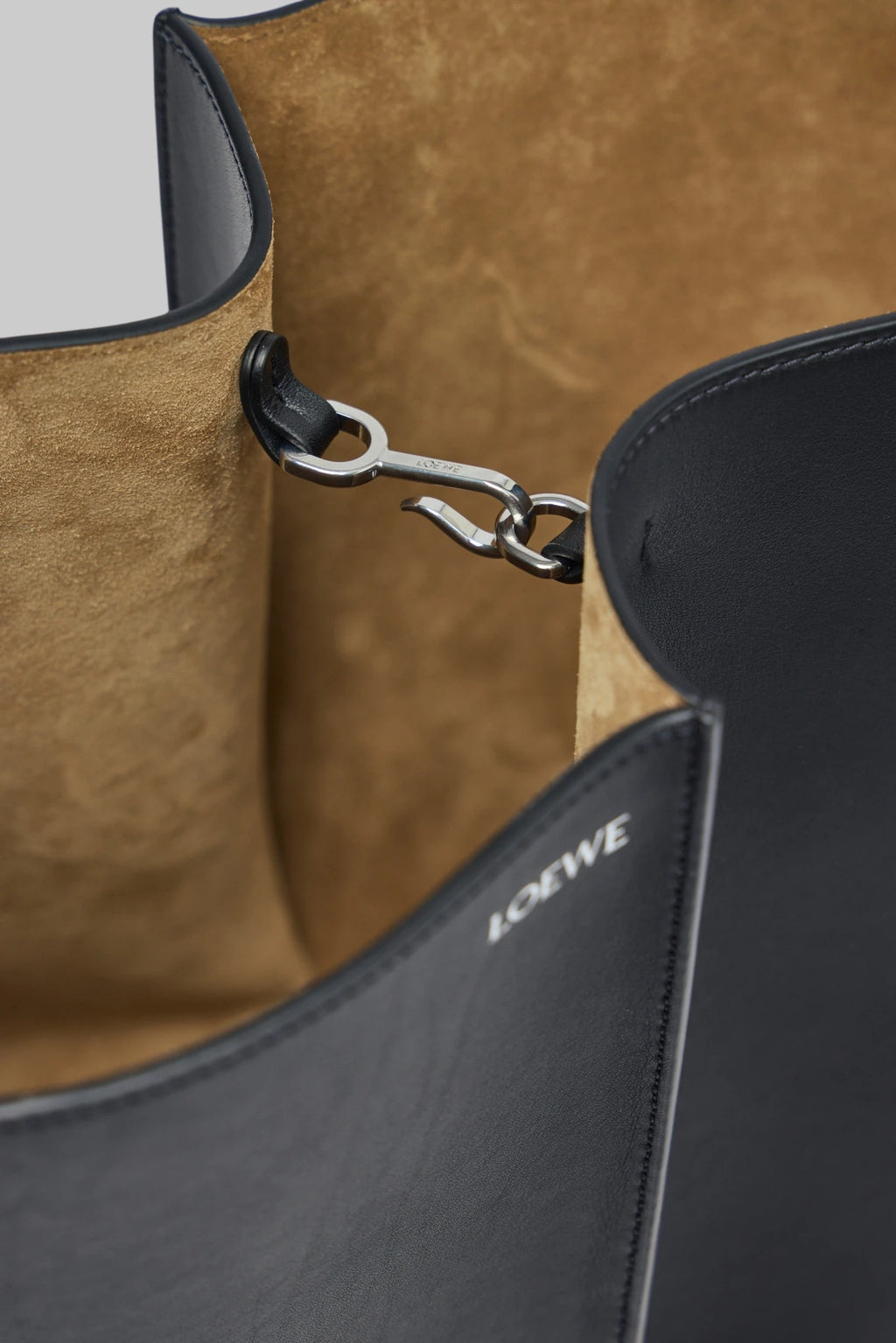 Loewe - Medium Bilbao Bucket - LABELS