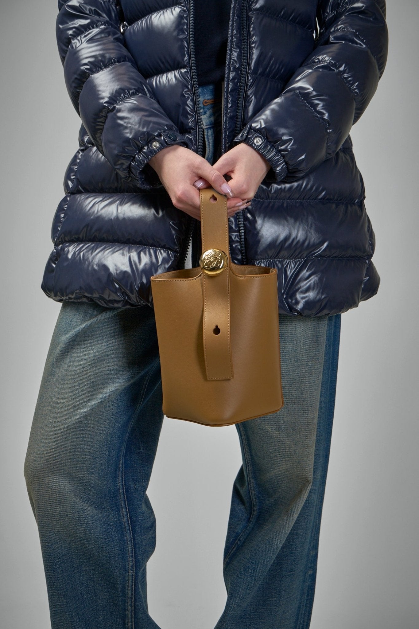 Loewe - Pebble Bucket Mini - LABELS