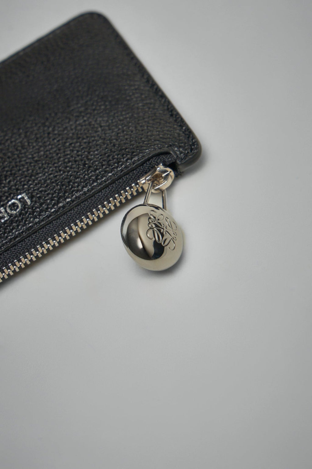 Loewe - Pebble Coin Cardholder - LABELS
