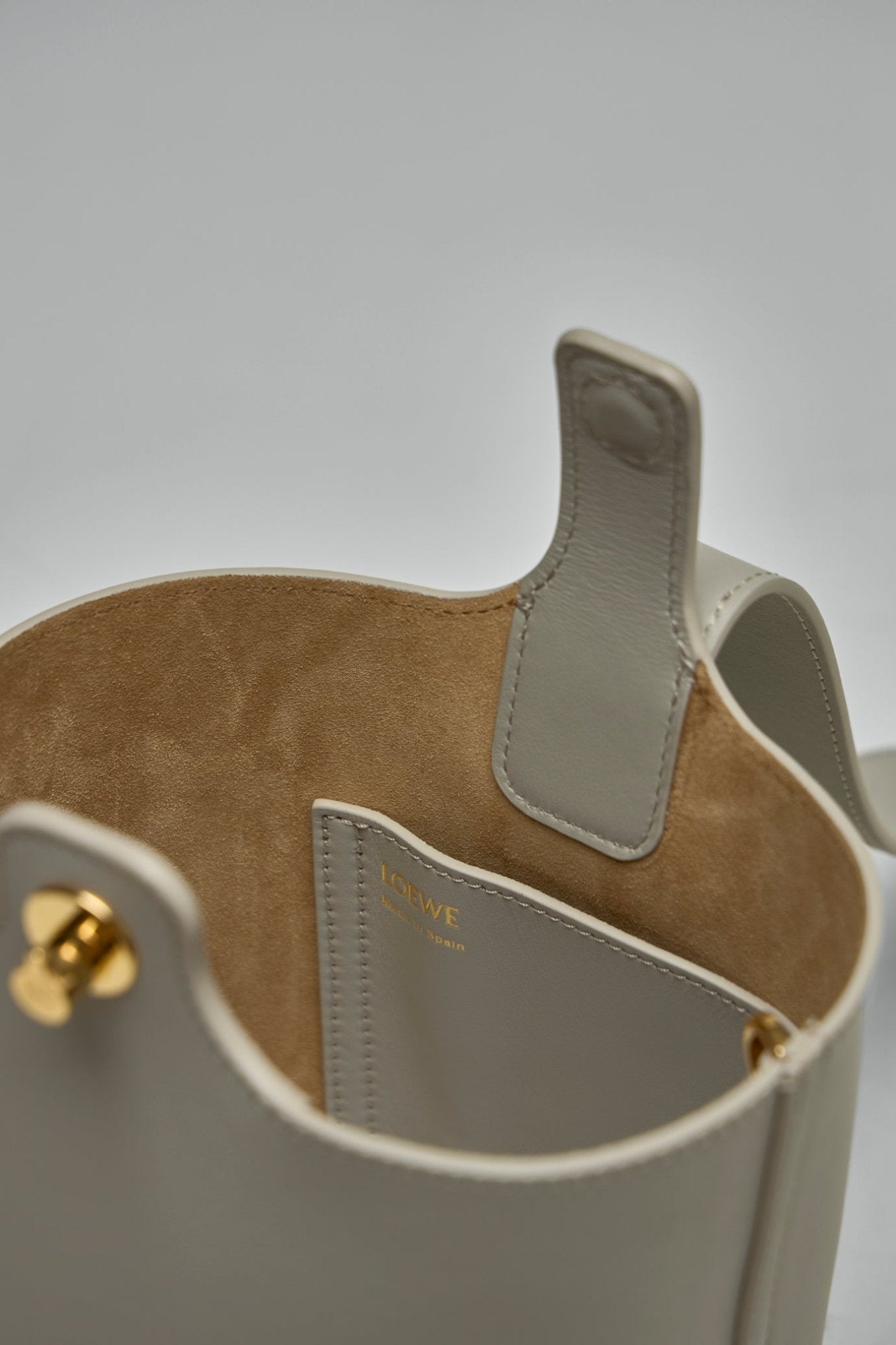 Loewe - Pebble Mini Bucket Bag - LABELS