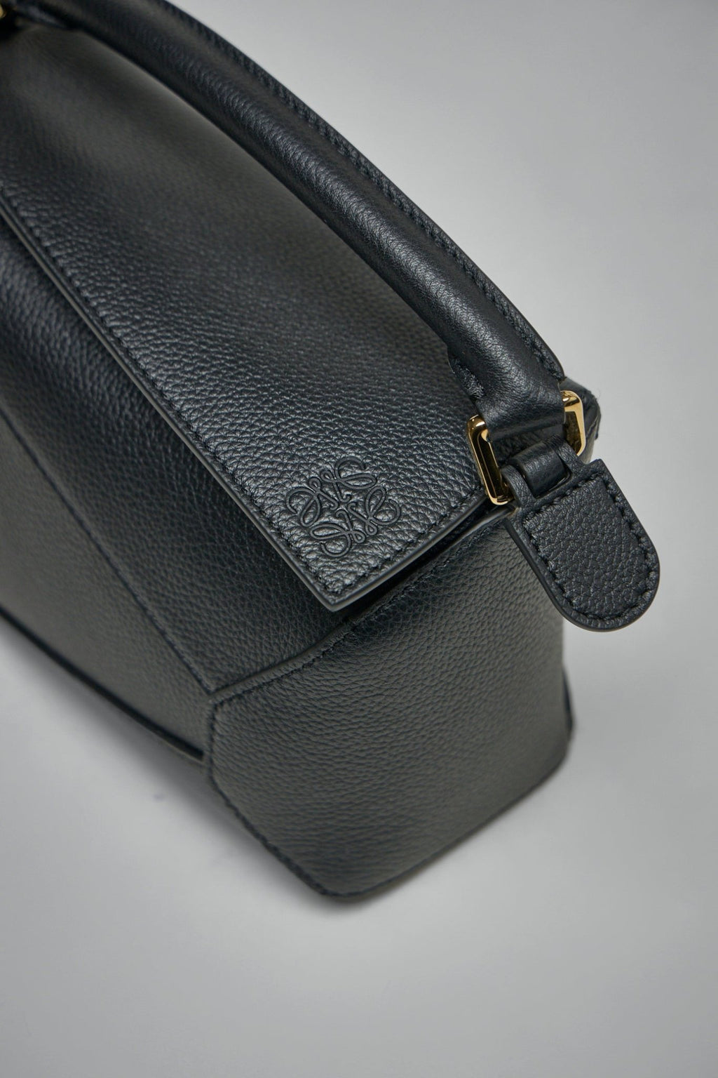 Loewe - Puzzle Edge Mini Bag - LABELS