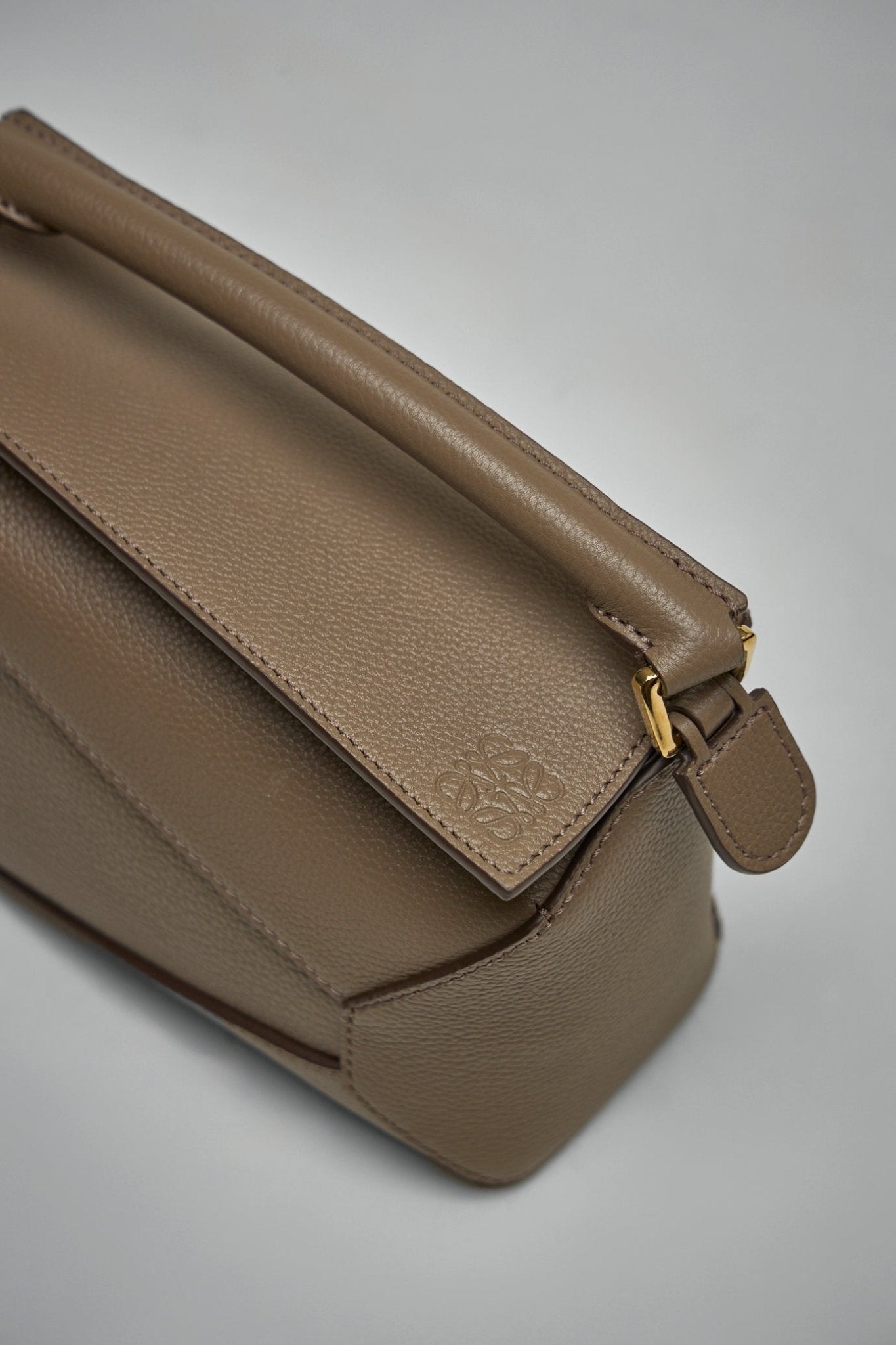 Loewe - Puzzle Edge Mini Bag - LABELS