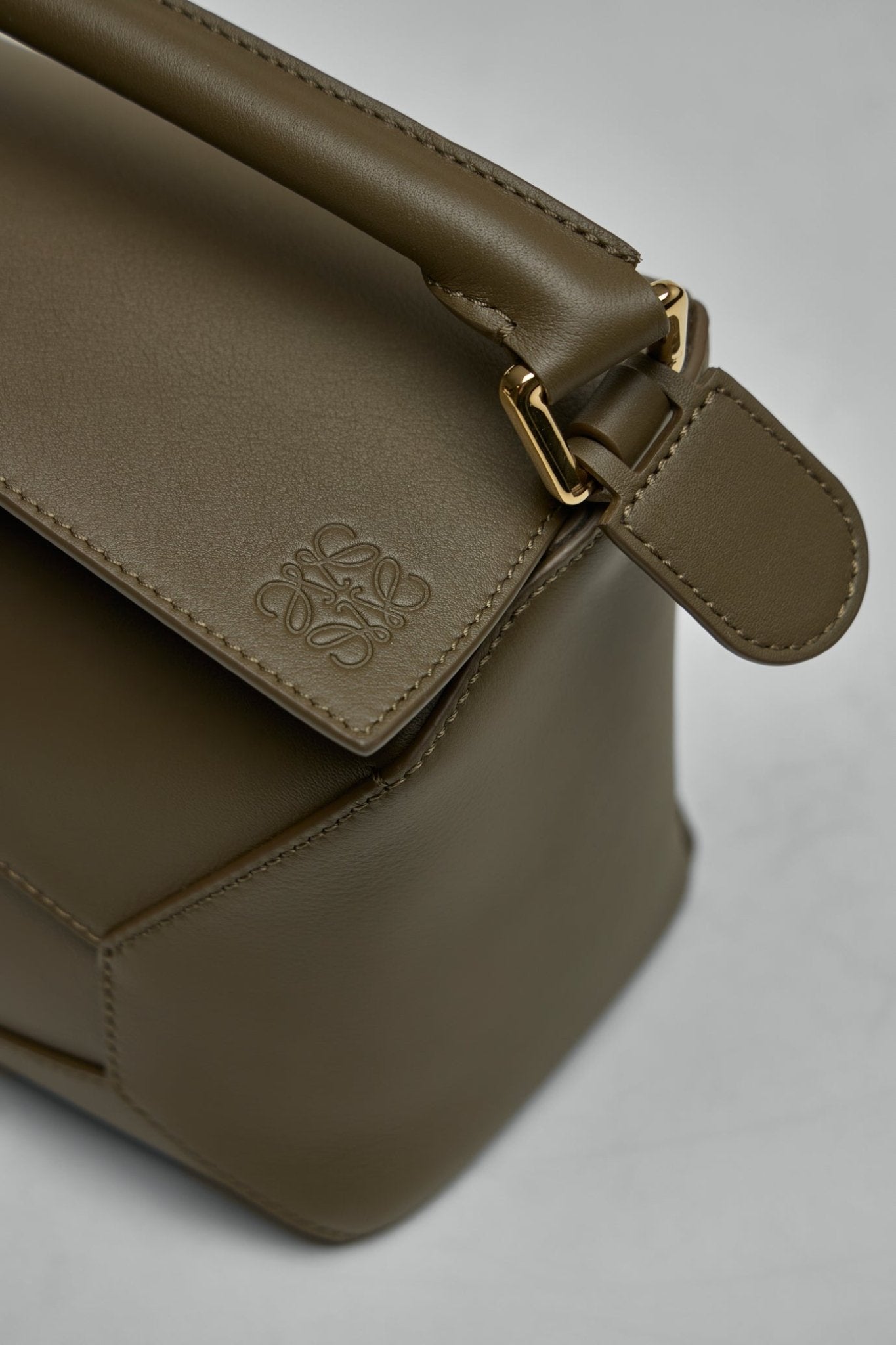 Loewe - Puzzle Edge Small Bag - LABELS