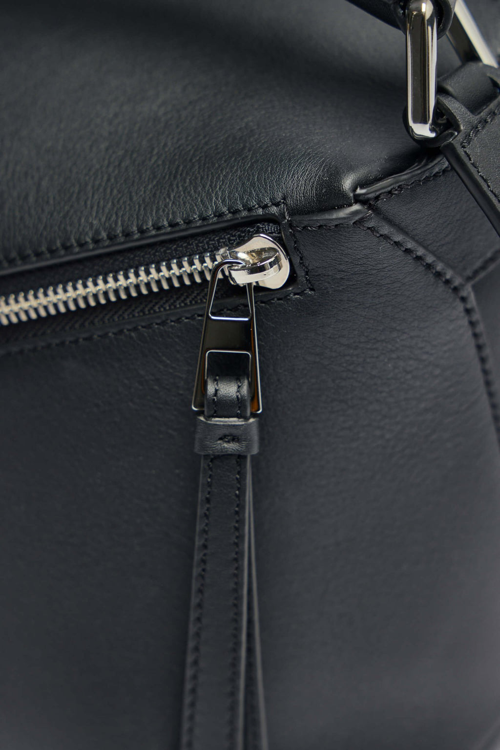 Loewe - Puzzle Edge Small Bag - LABELS