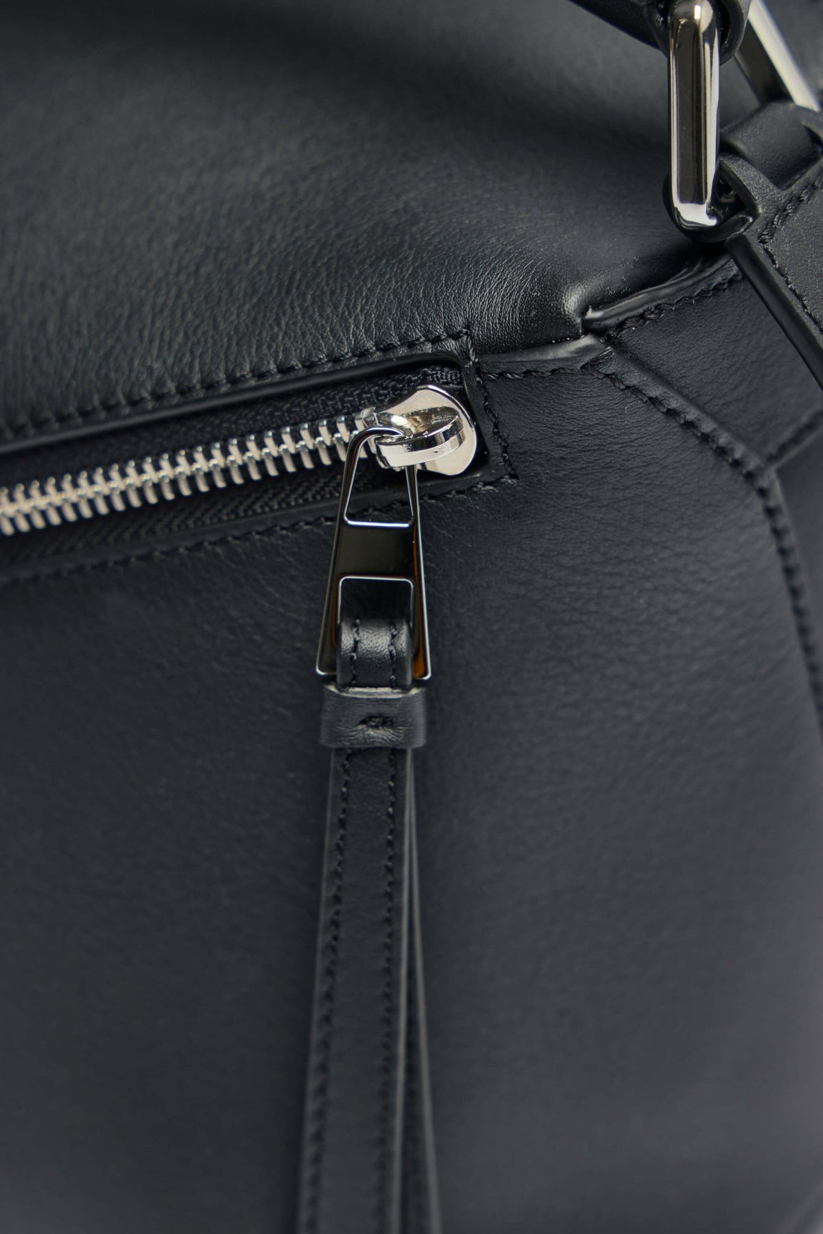 Loewe - Puzzle Edge Small Bag - LABELS