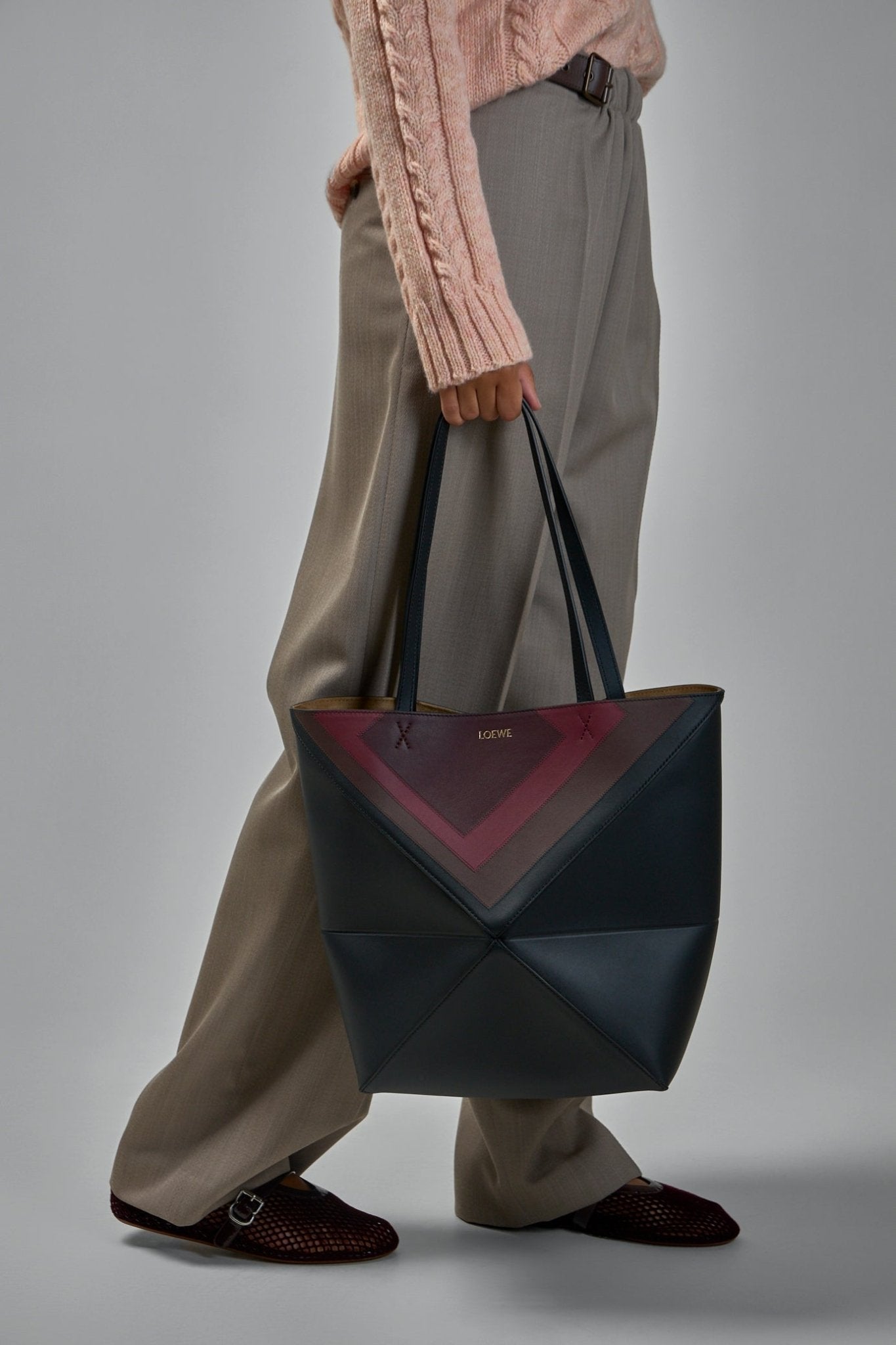 Loewe - Puzzle Fold Tote M Square - LABELS