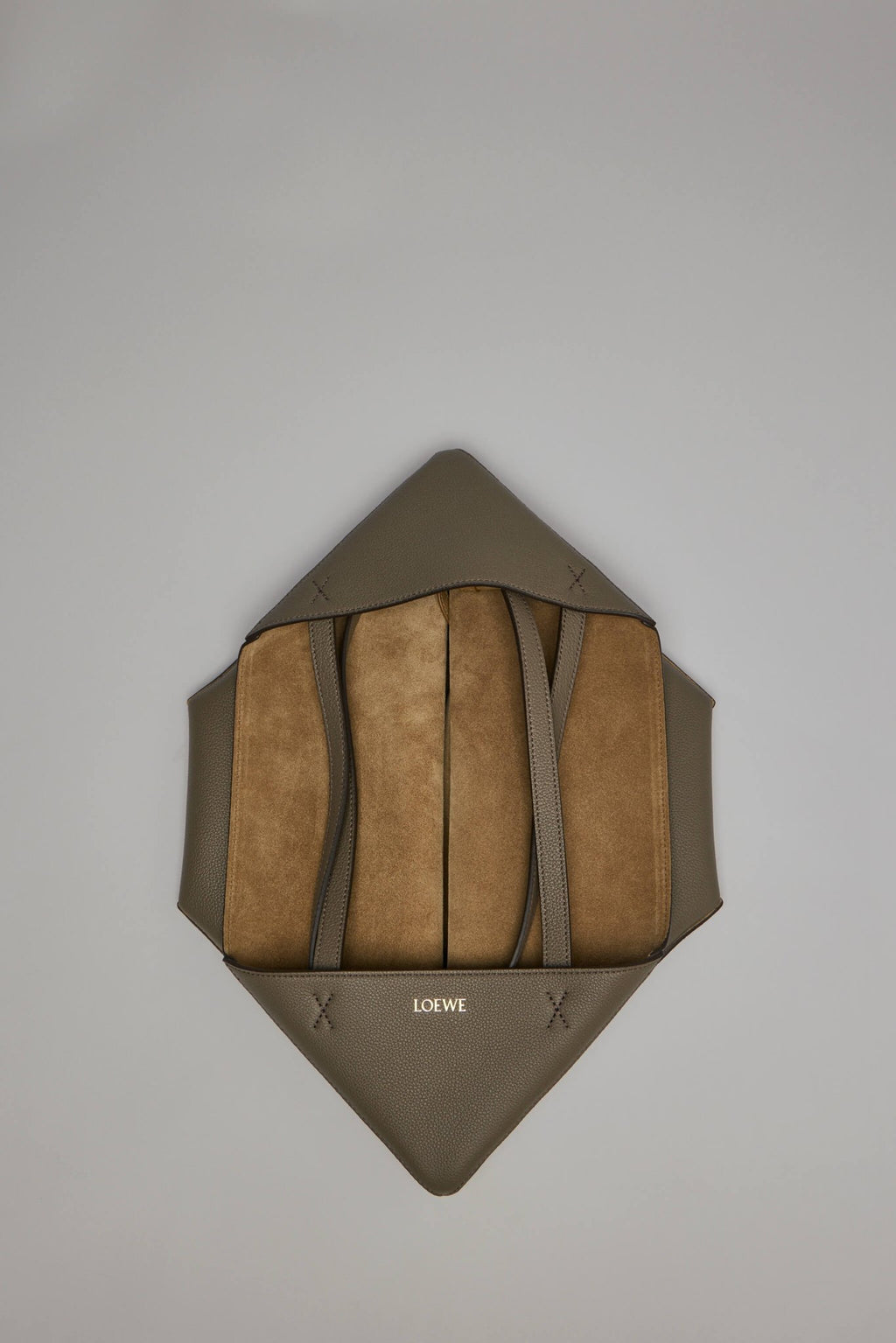 Loewe - Puzzle Fold Tote Medium - LABELS