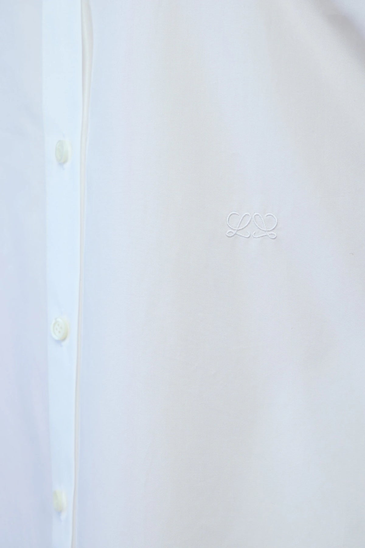 Close-up of 100% cotton fabric on Loewe Shirt Dress