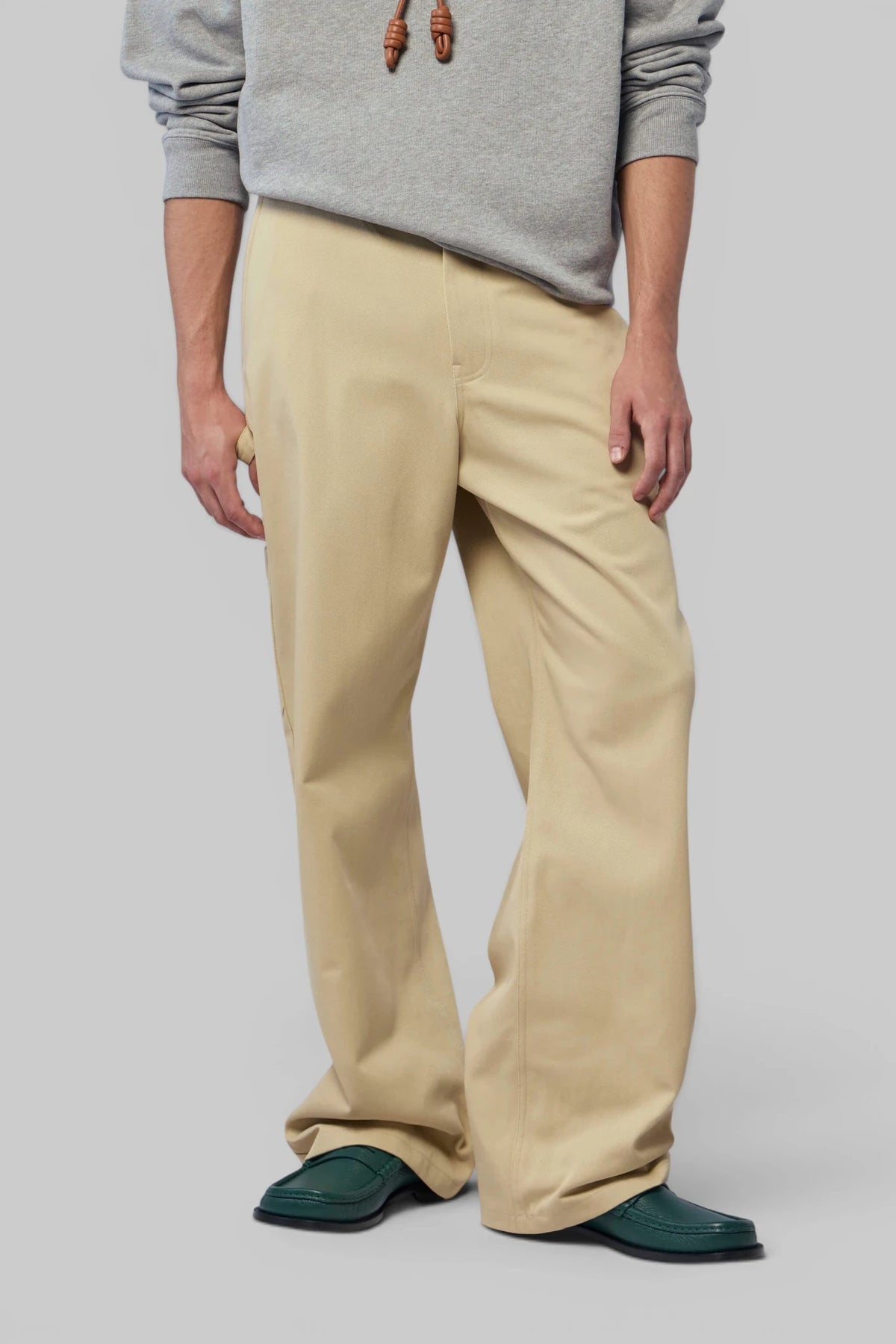 Loewe cargo pants in beige cotton with straight-leg silhouette and cargo pockets