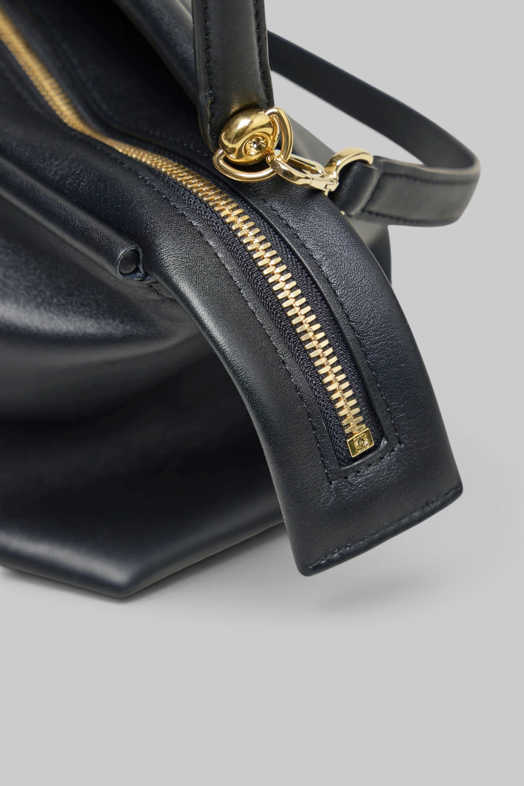 Loewe - Whisker Small Bag - LABELS