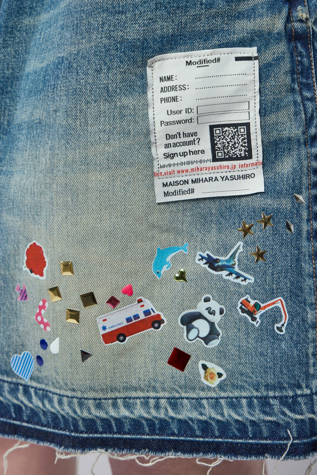Maison Mihara Yasuhiro - Denim Gather Shorts W Kids Sticker - LABELS