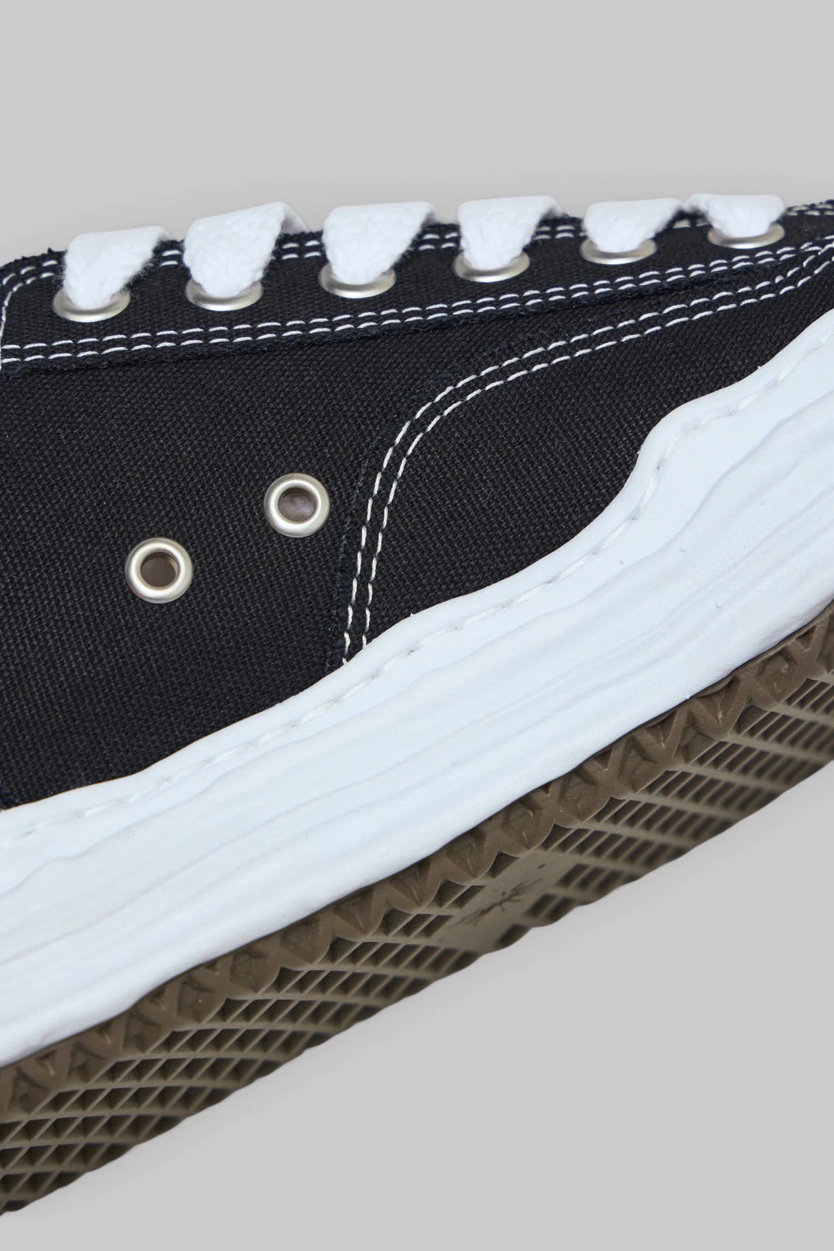 Maison Mihara Yasuhiro - Hank / Original Sole Canvas Low-top Sneaker - LABELS