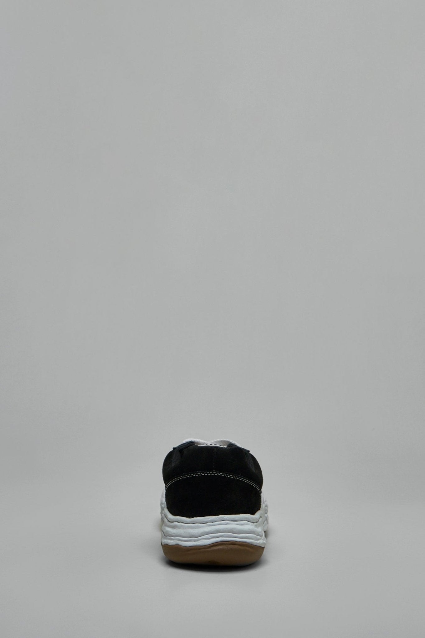 Maison Mihara Yasuhiro - Oliver Og Sole Suede Low - Top Sneaker - LABELS