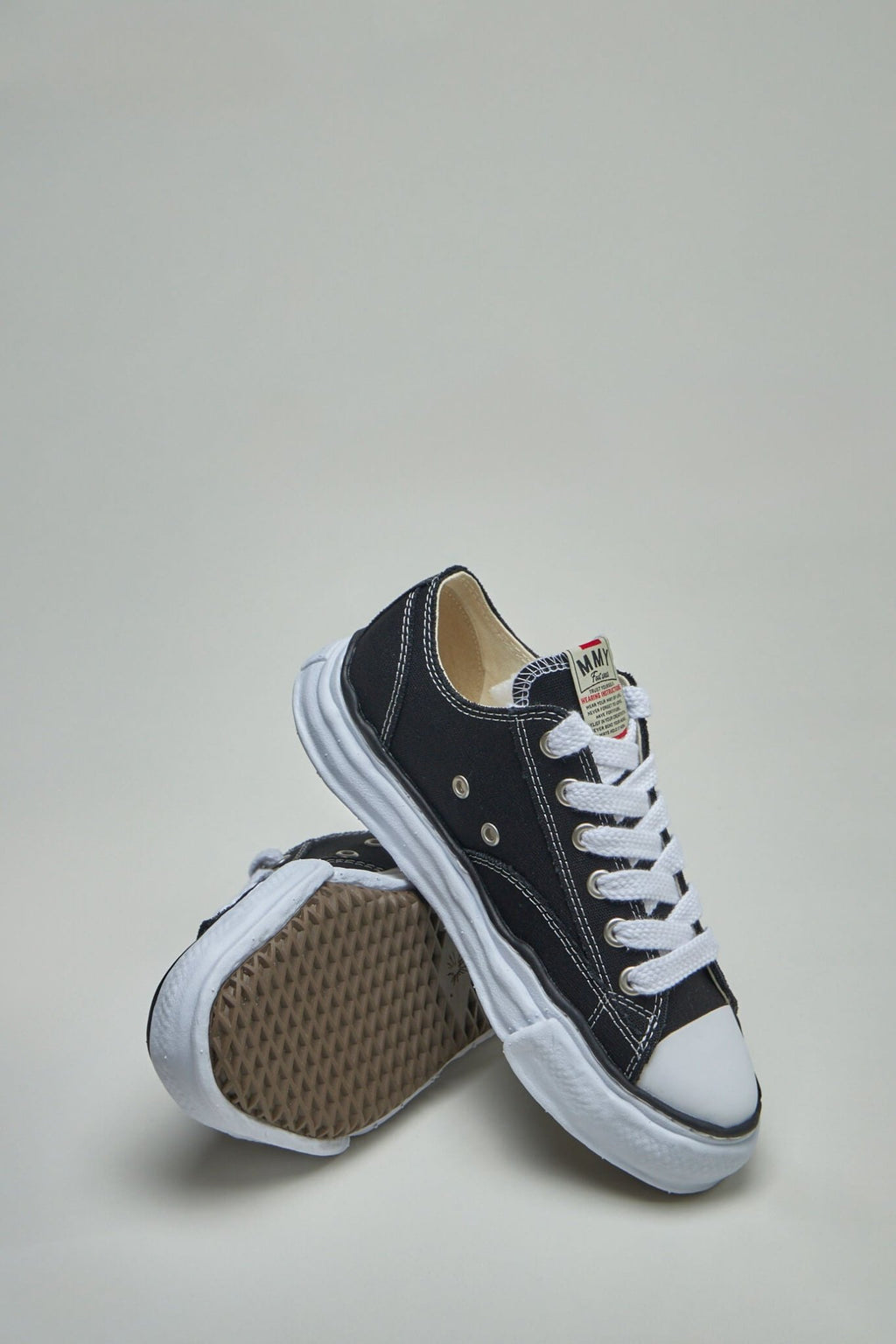 Maison Mihara Yasuhiro - Peterson Low - LABELS