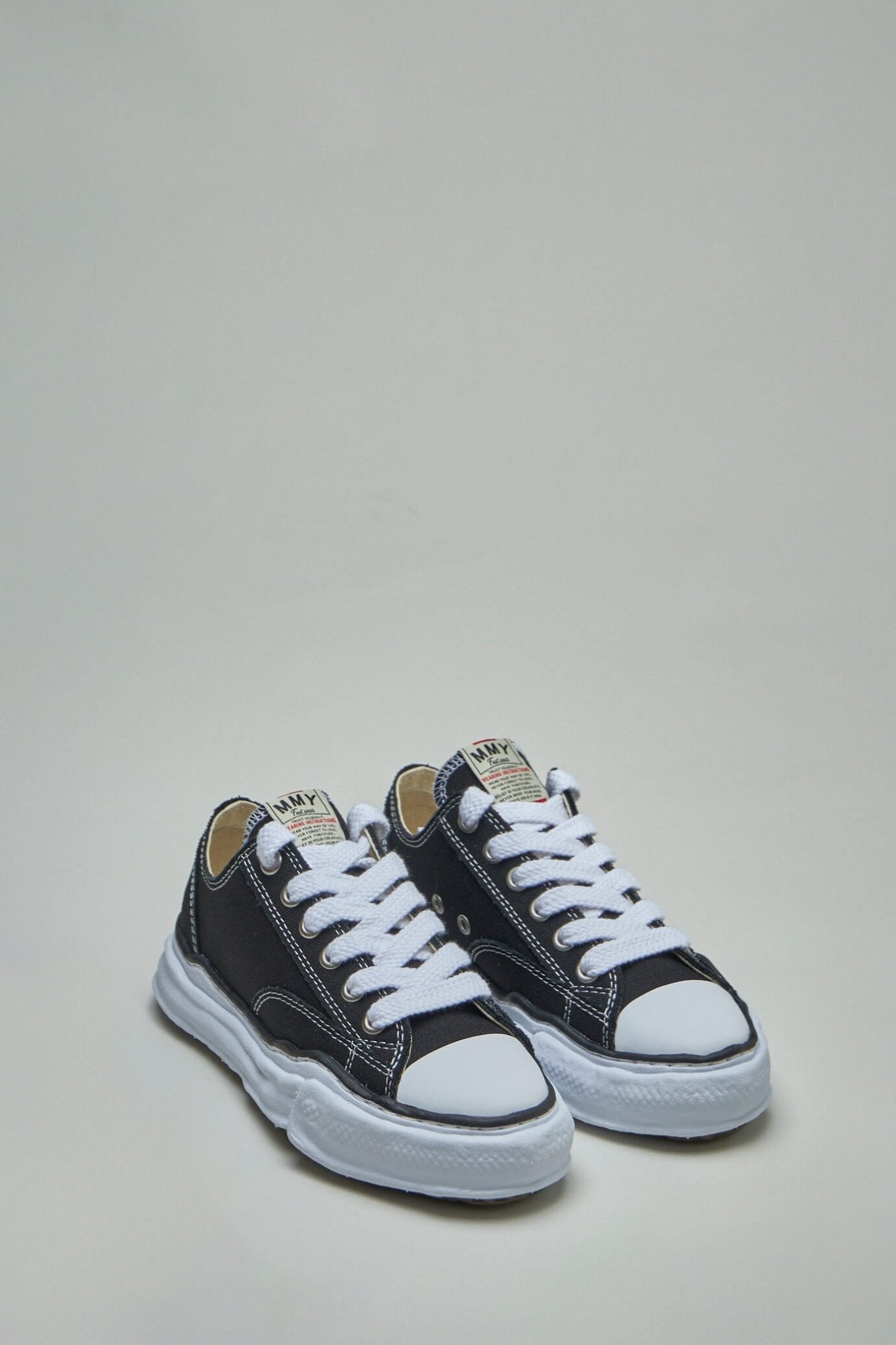 Maison Mihara Yasuhiro - Peterson Low - LABELS