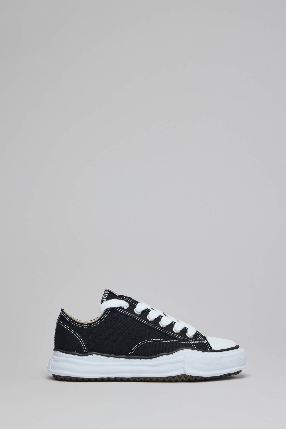 Maison Mihara Yasuhiro Low Top Sneakers Peterson – LABELS