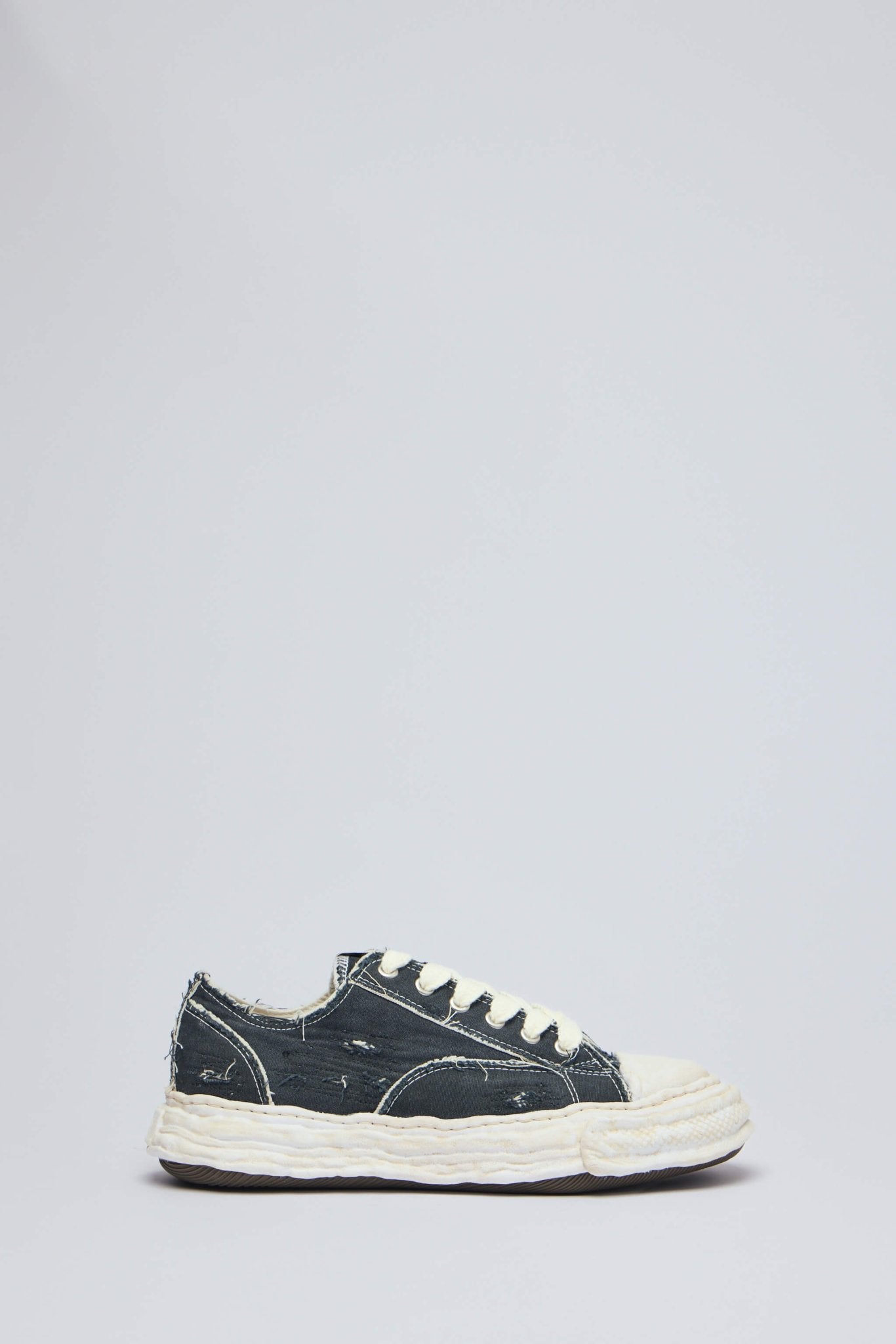 Maison Mihara Yasuhiro - Peterson23 - LABELS