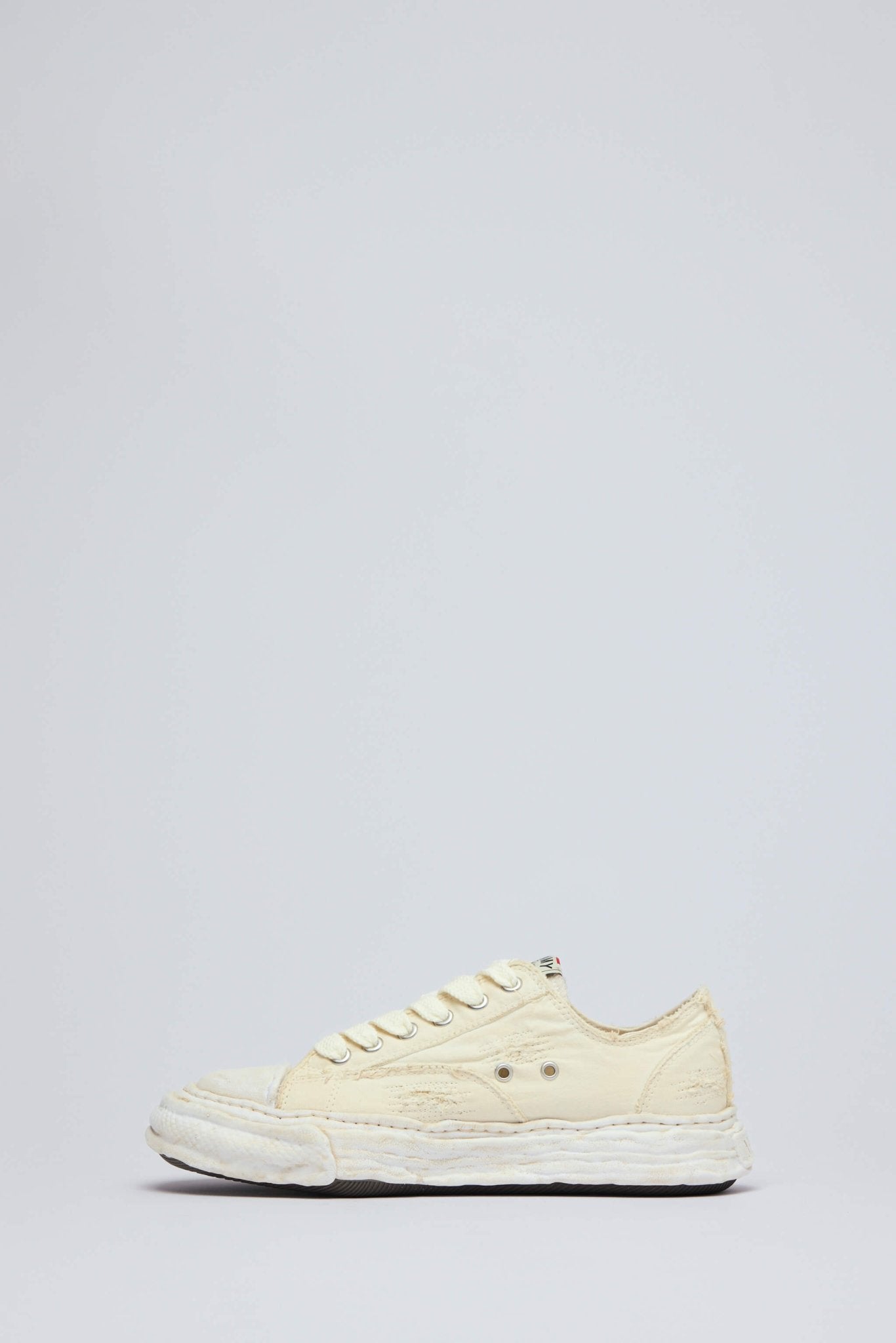 Maison Mihara Yasuhiro - Peterson23 - LABELS