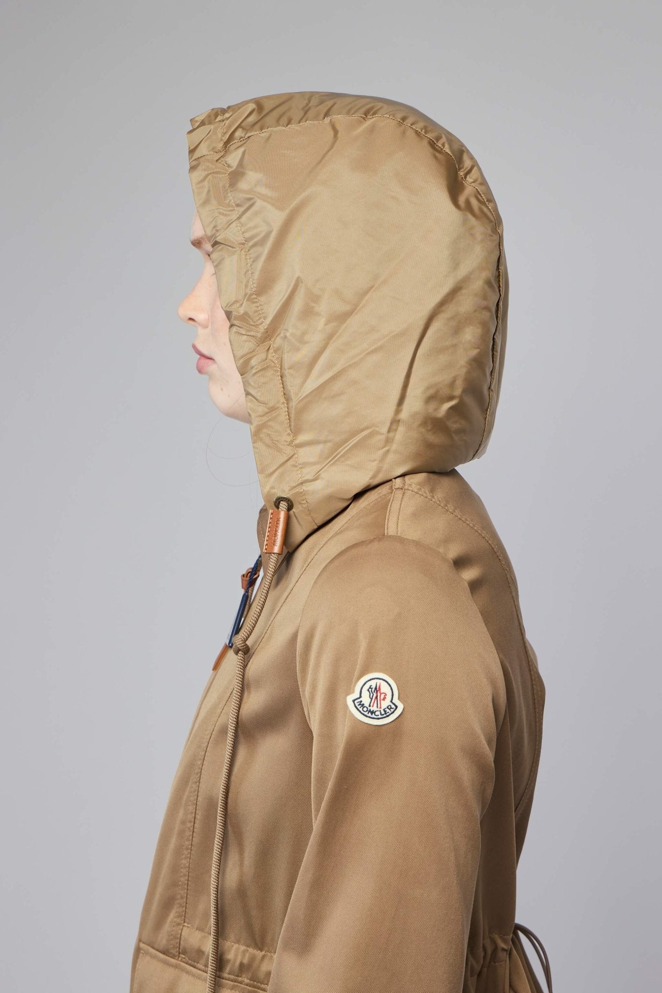 Moncler - Adenium Jacket | L10931A00128 5996F | 226 - LABELS