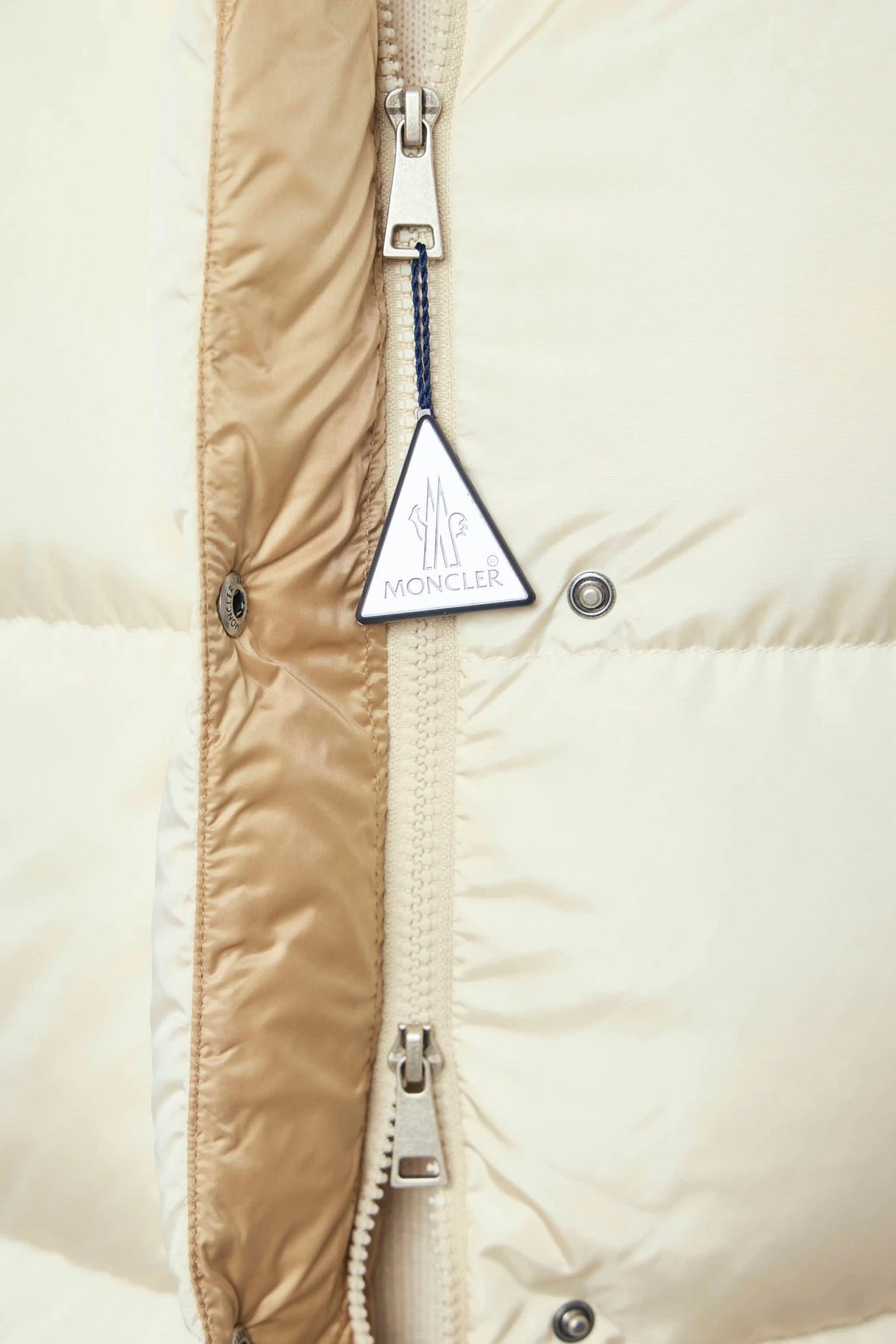 Moncler - Castelnew Jacket - LABELS