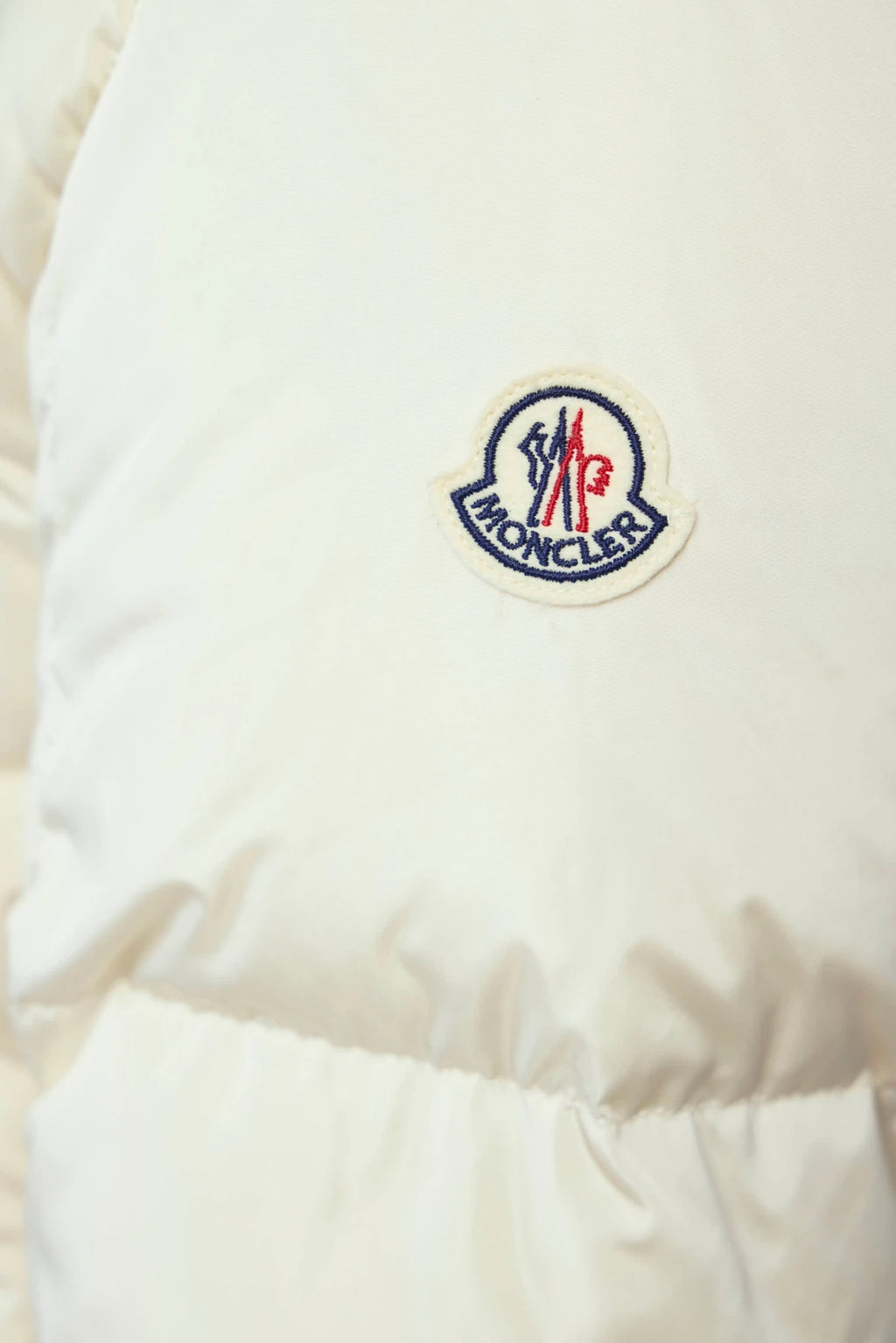 Moncler - Castelnew Jacket - LABELS