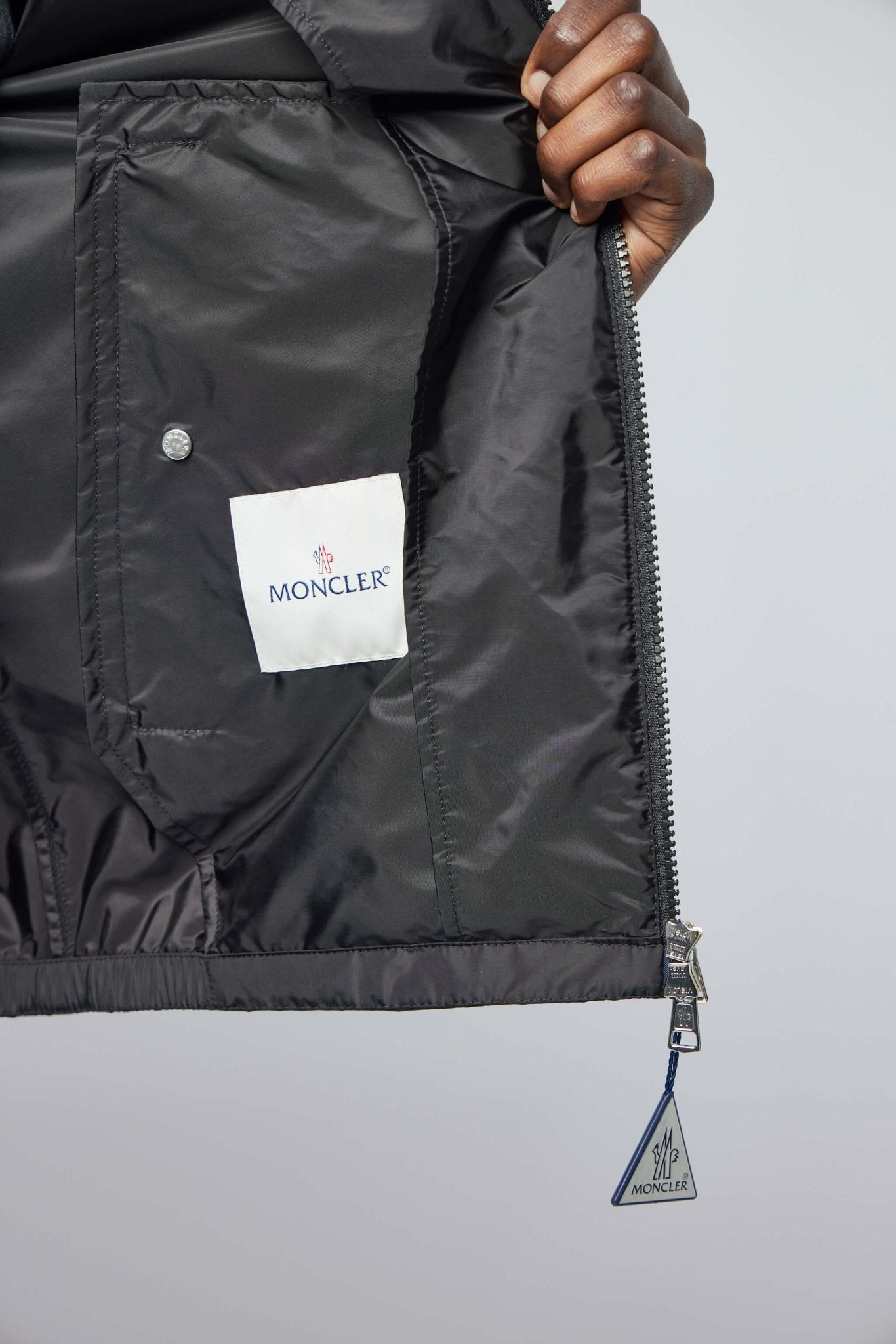 Moncler - Grimpeurs Jacket - LABELS
