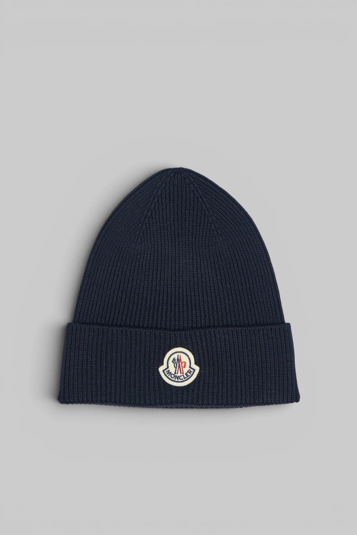 Moncler Beanies ribbed knit hat with front logo patch
