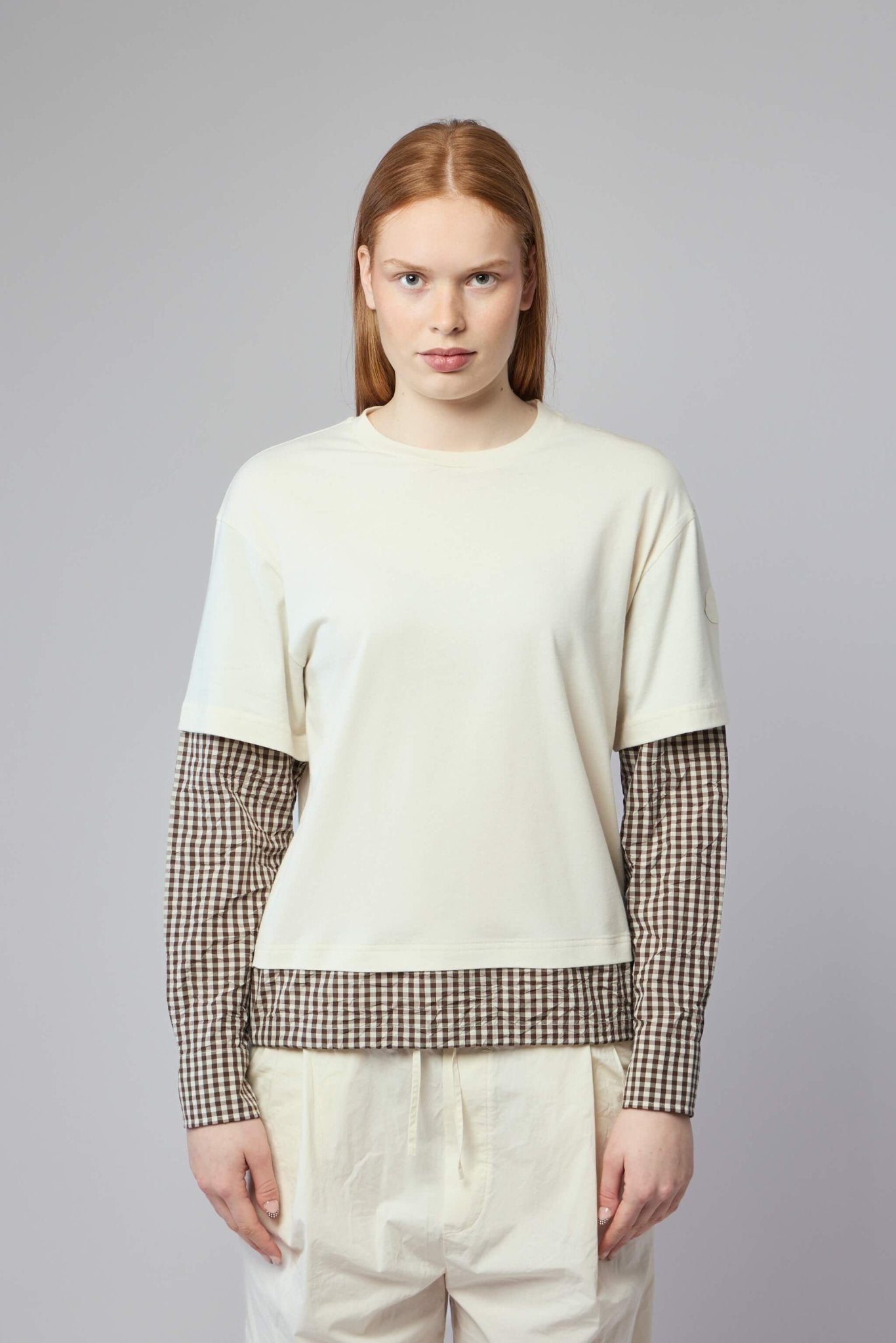 Moncler - Ls T-shirt | L10938D00006 89B8Y | 21i - LABELS