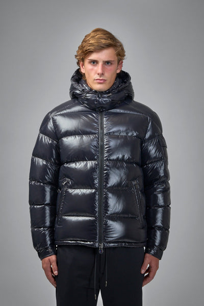 moncler-maya-matte-short-down-