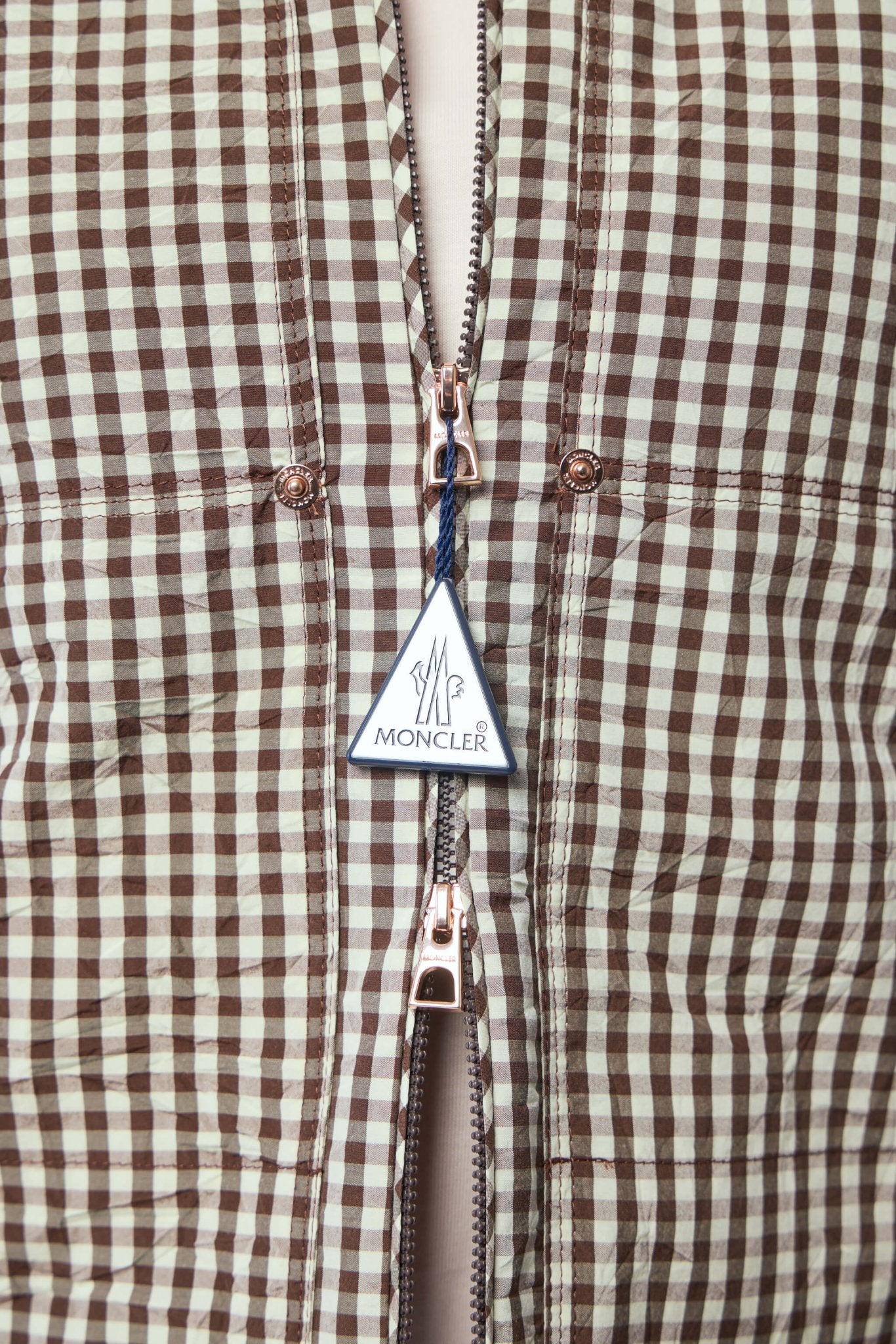 Moncler - Shirt | L10932F00008 599DI | F02 - LABELS
