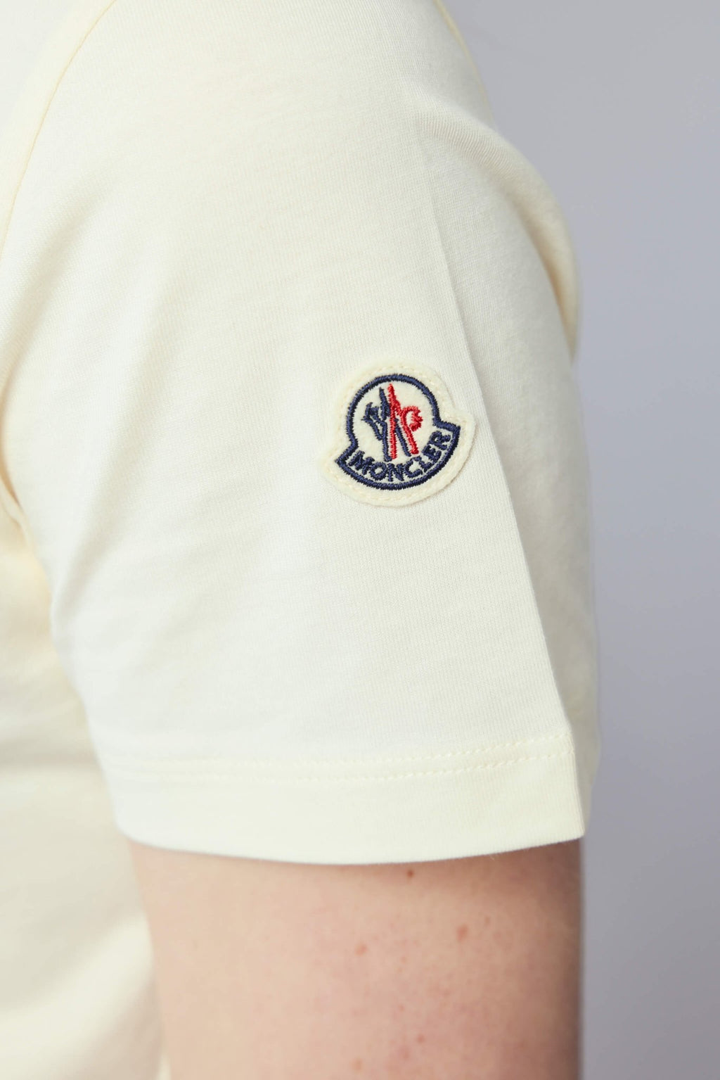 Moncler - SS T-shirt - LABELS