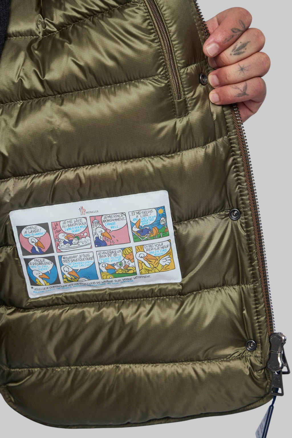 Moncler - Venclis Bomber - LABELS