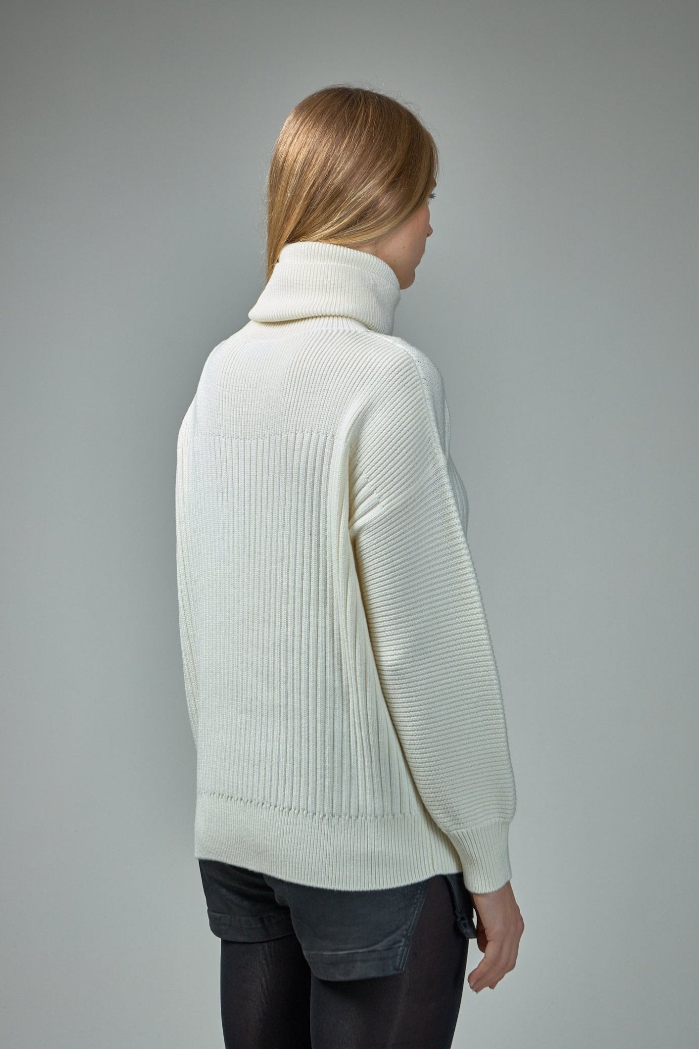 Moncler x Willow Smith T-Neck Knitwear – LABELS