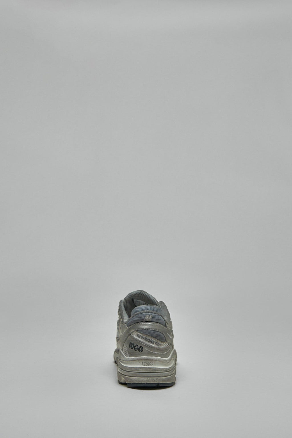 New Balance - 1000 Sneakers - LABELS