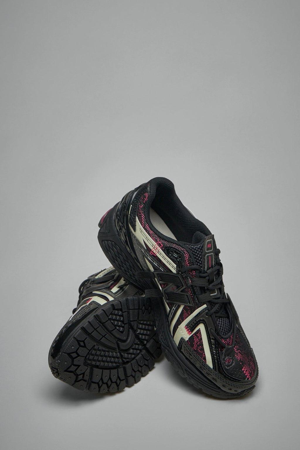 New Balance - 1906 - LABELS