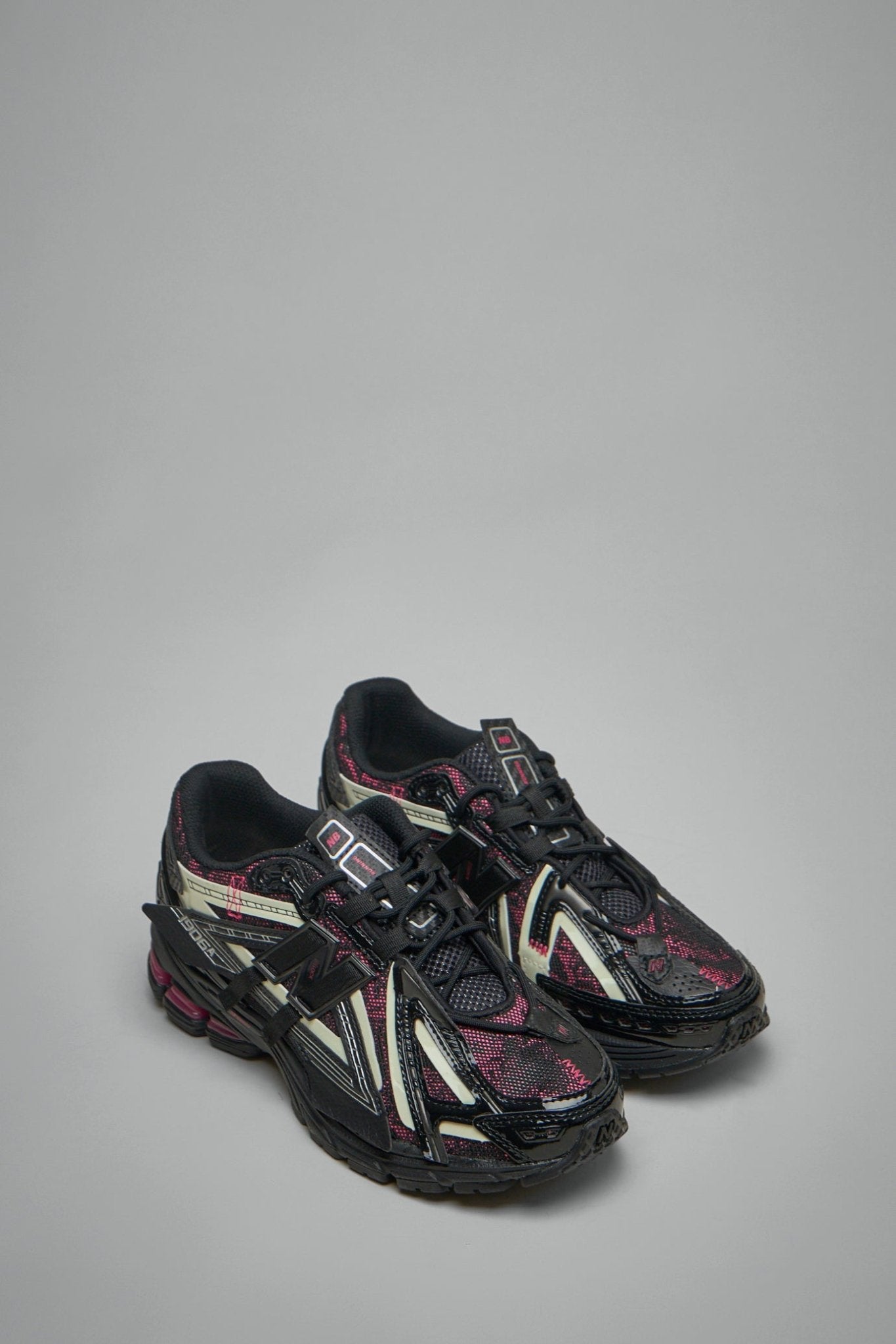 New Balance - 1906 - LABELS