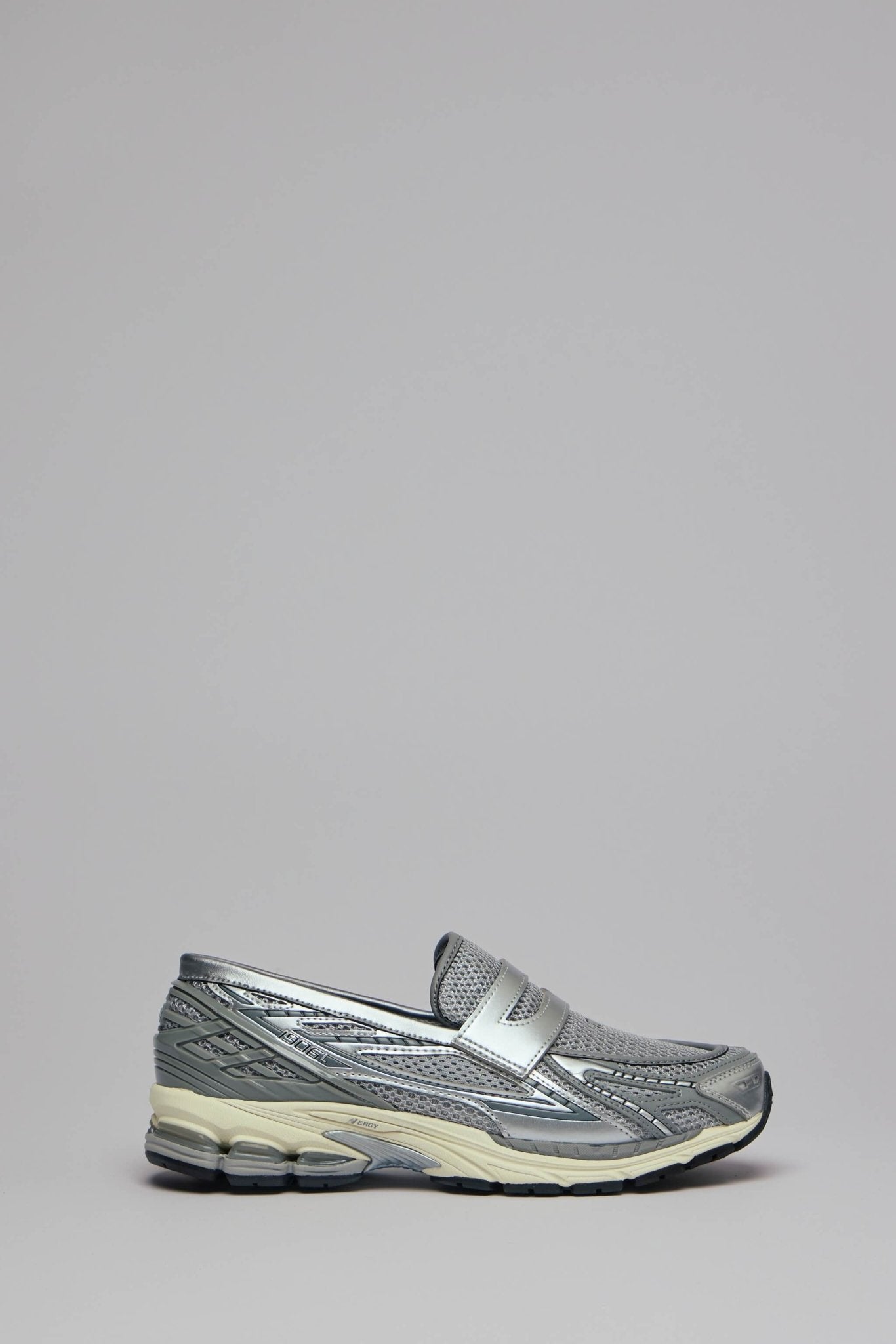 New Balance Flats 1906L - Premium Metallic Loafers – LABELS