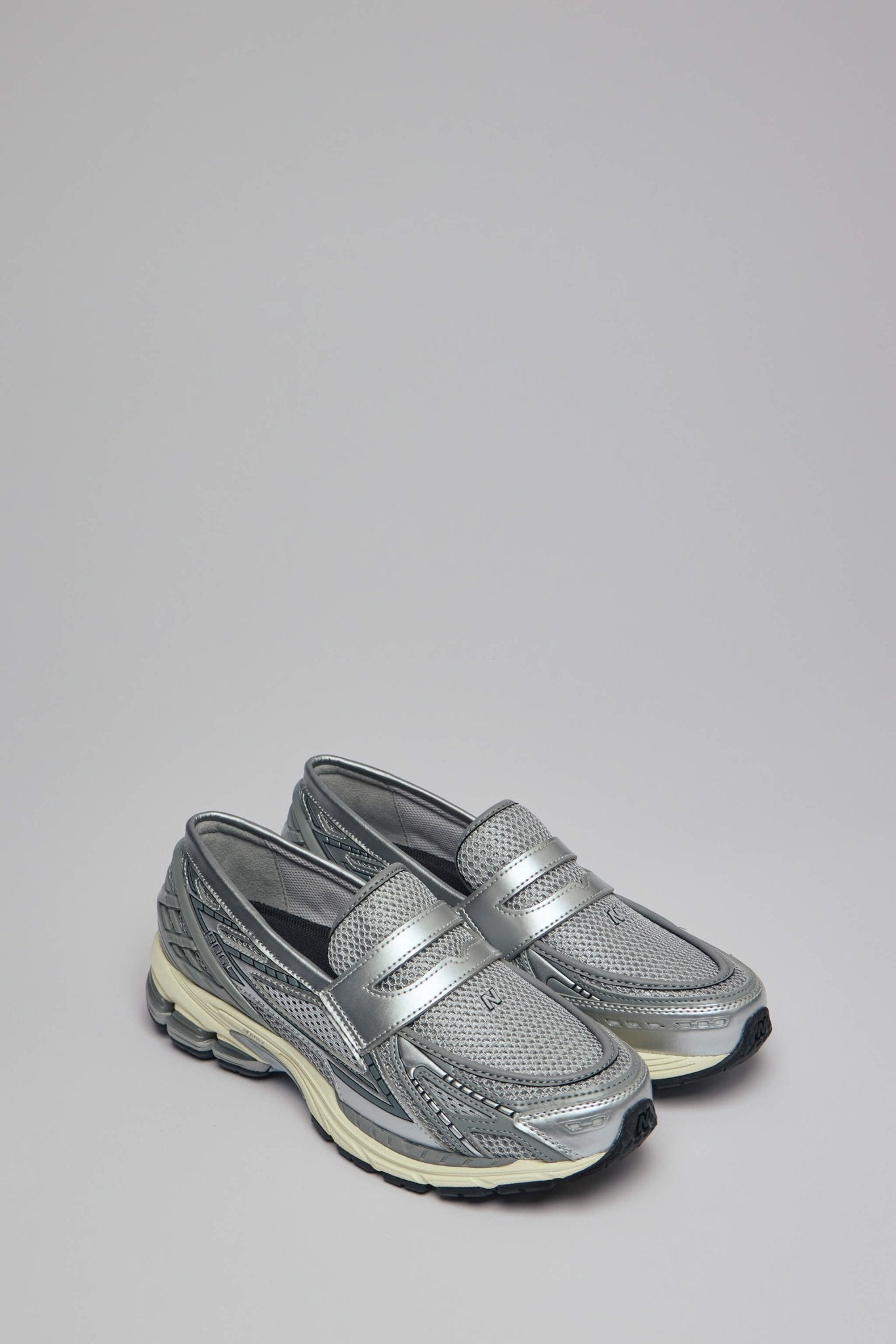 New Balance Flats 1906L - Premium Metallic Loafers – LABELS