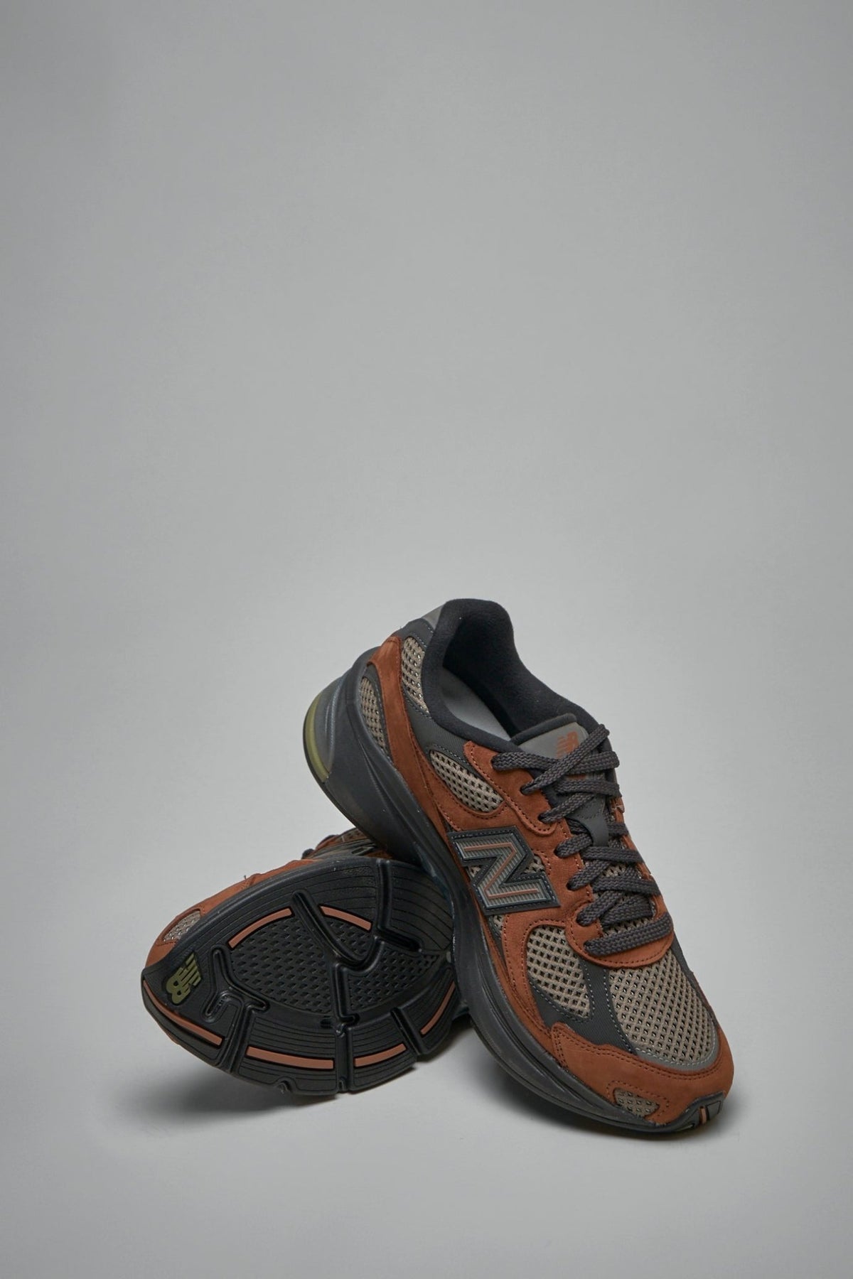 New Balance - 2010 - LABELS