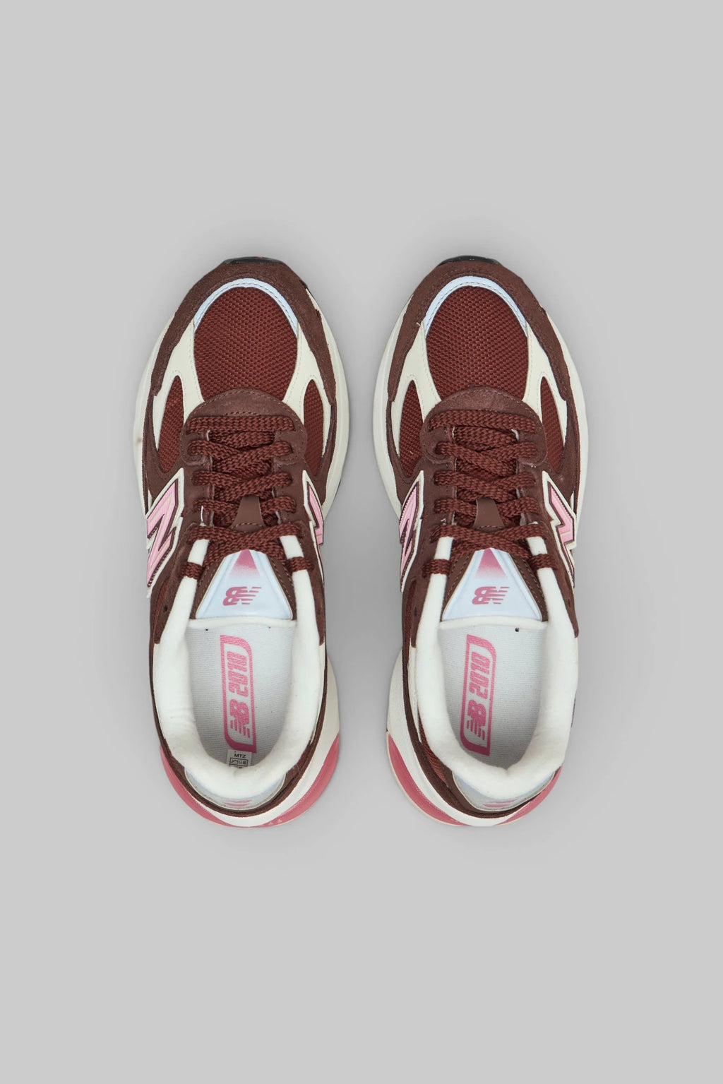 New Balance - 2010 - LABELS