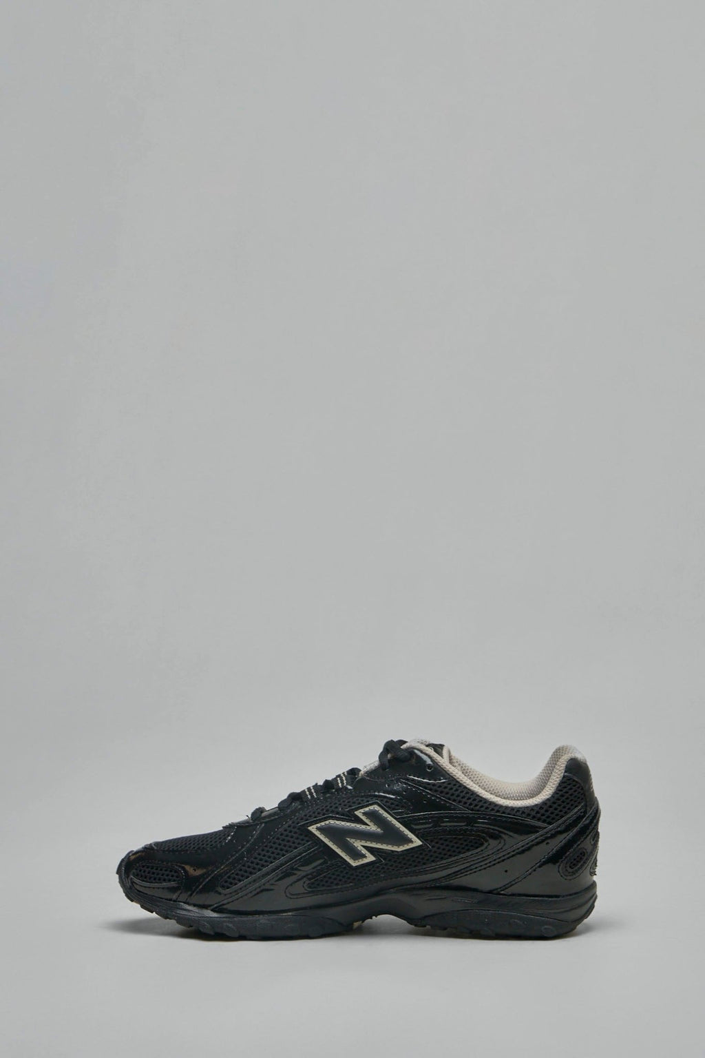 New Balance - 204L Low - Profile Running Sneaker - LABELS