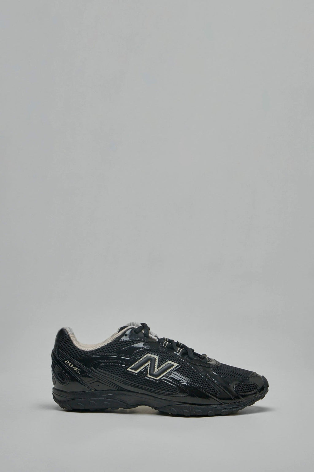New Balance - 204L Low - Profile Running Sneaker - LABELS