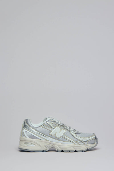 740 Sneaker