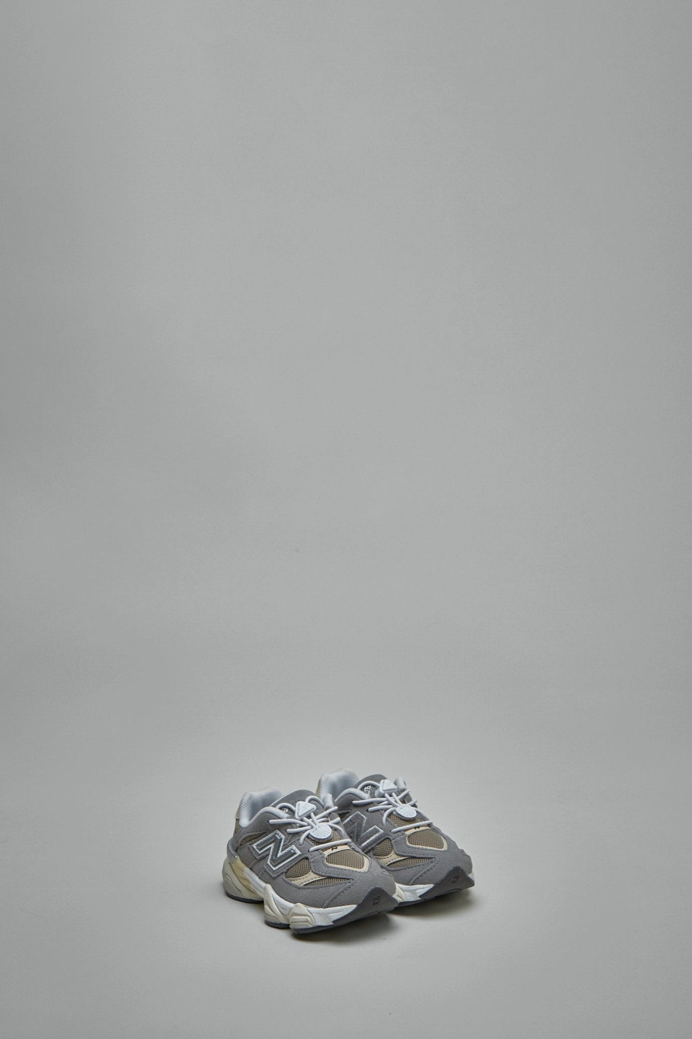 New Balance - 9060 - LABELS