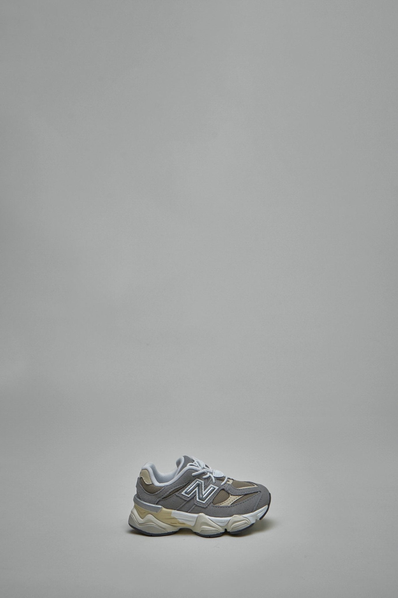 New Balance - 9060 - LABELS